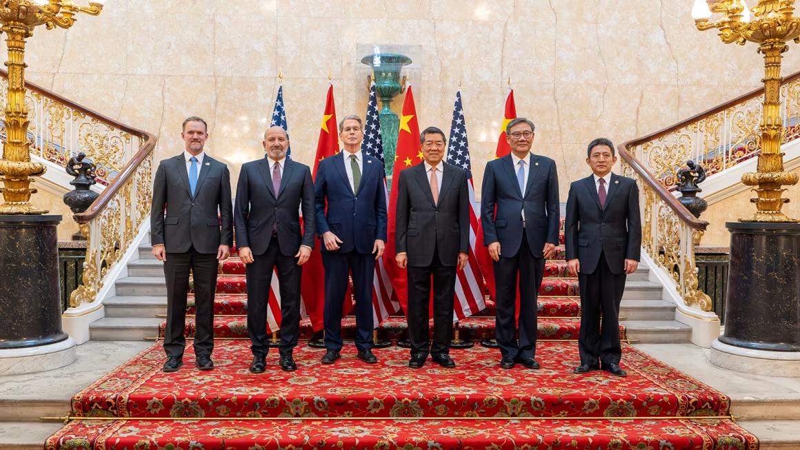 Borse asiatiche ai massimi dal 2021: attese di tagli Fed e intesa USA-Cina spingono i mercati