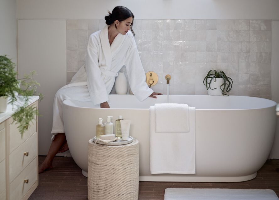 Luxurious Bath