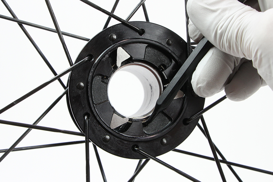 ZM700 and ZR700 Hubs | SRAM