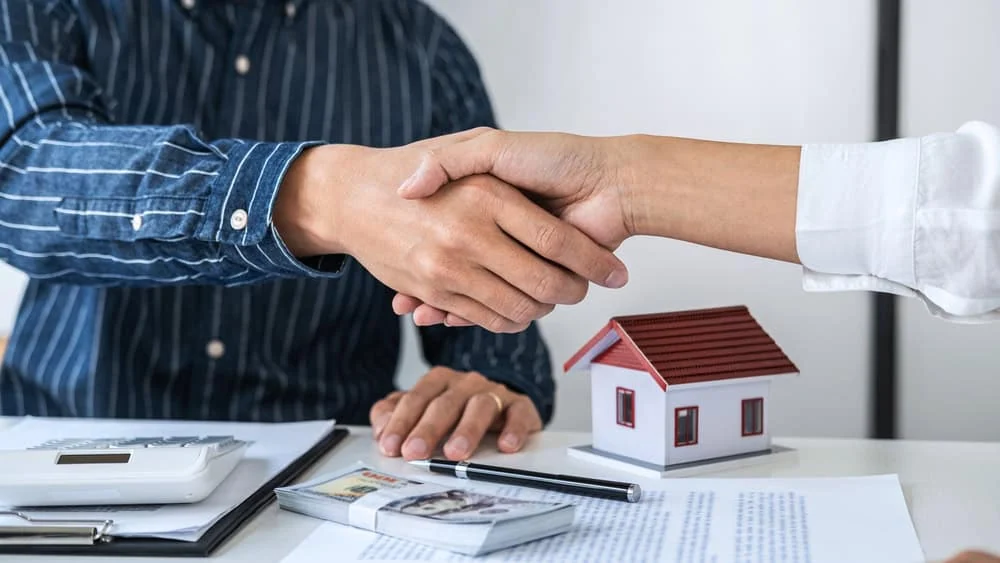 Commission Advances as a Tool for Reducing Financial Stress in Real Estate-