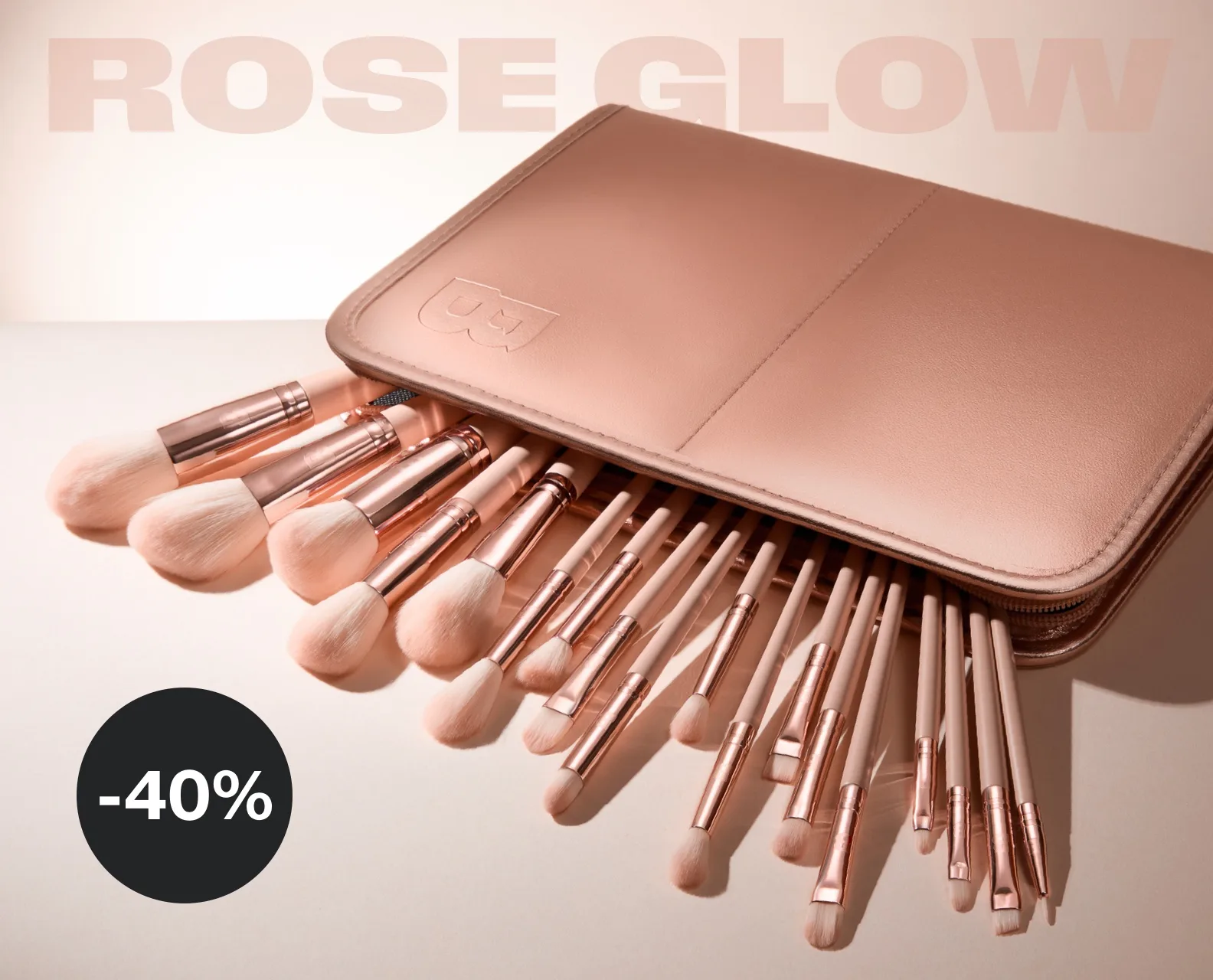 أكثر من 500 تقييم بـ 5 نجوم. احصلي على مجموعة فرش Rose Glow.