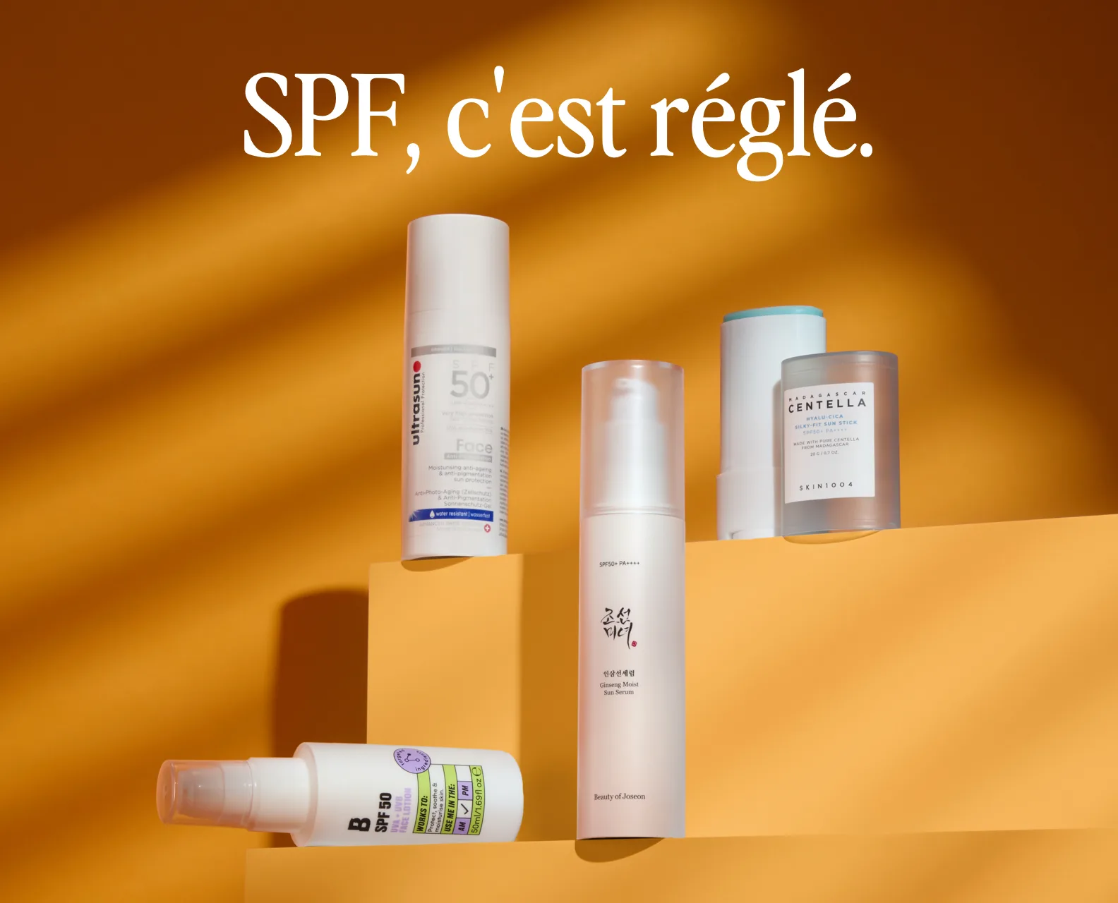 Les indispensables solaires dont votre routine beauté de vacances a besoin.
