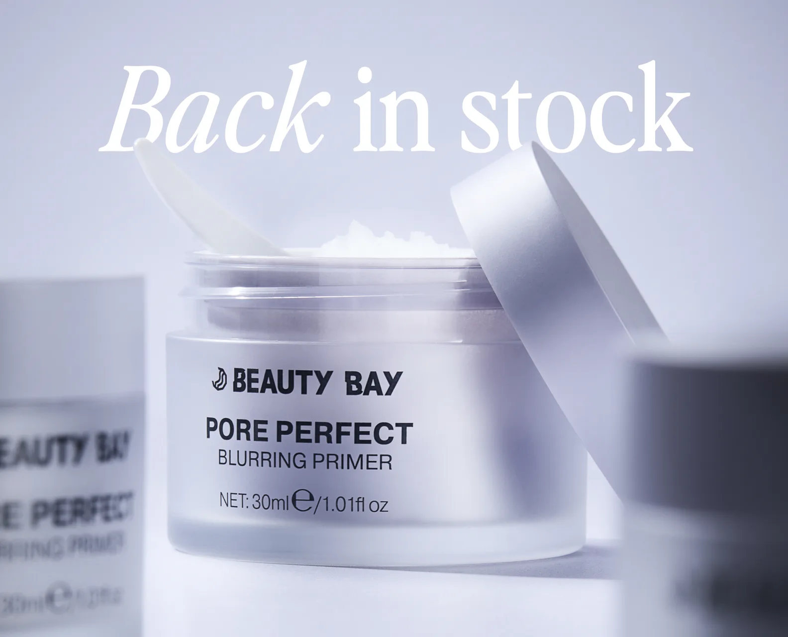 Blur, smooth, hydrate, and prep your skin&nbsp;with our Blurring Primer