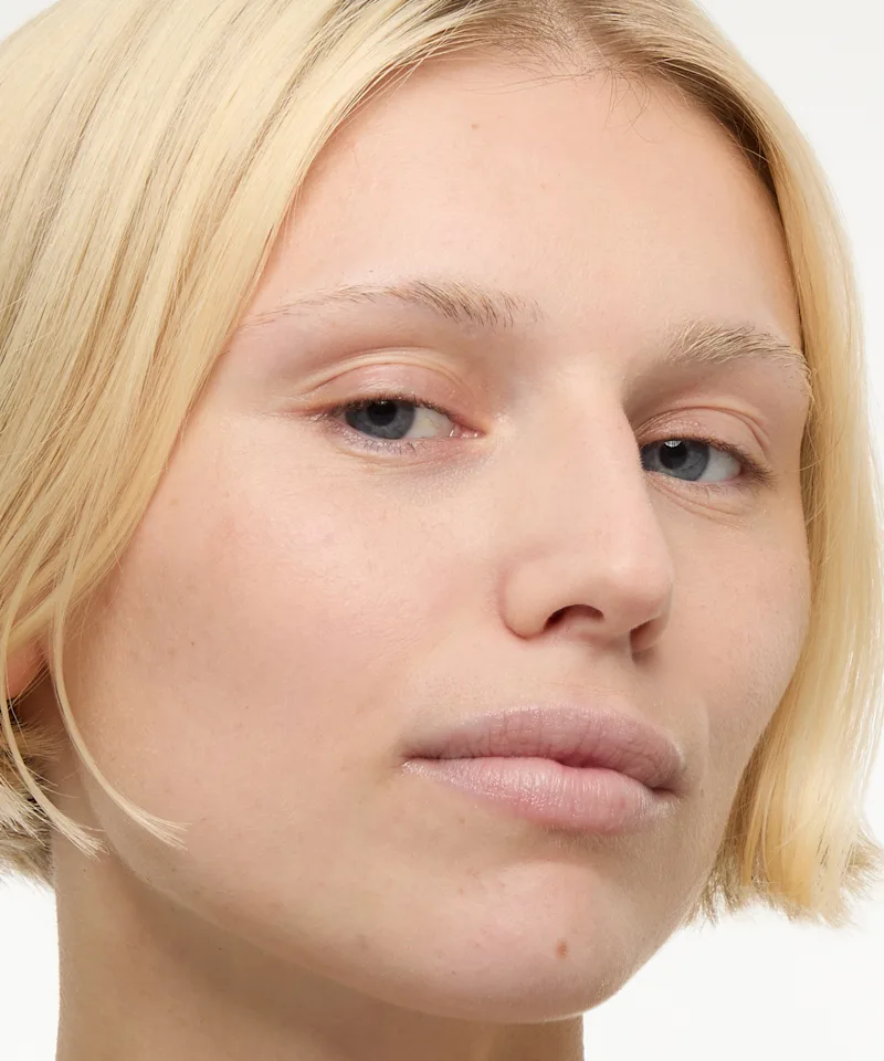 Vanilla concealer worn by Connie Campbell