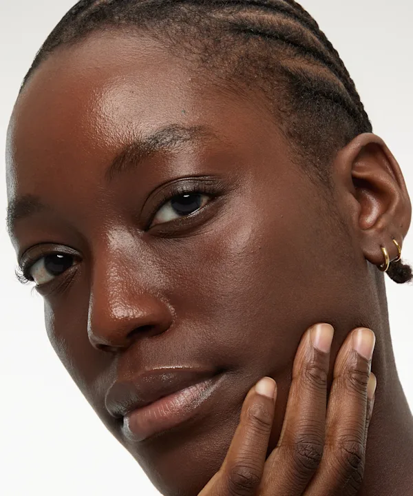 Tafadzwa Chaita wearing Walnut