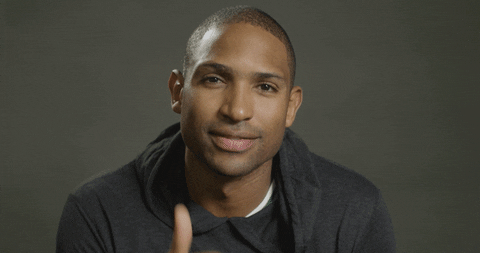 Triathlon training plan: man counting from 1 to 5 using his fingers GIF