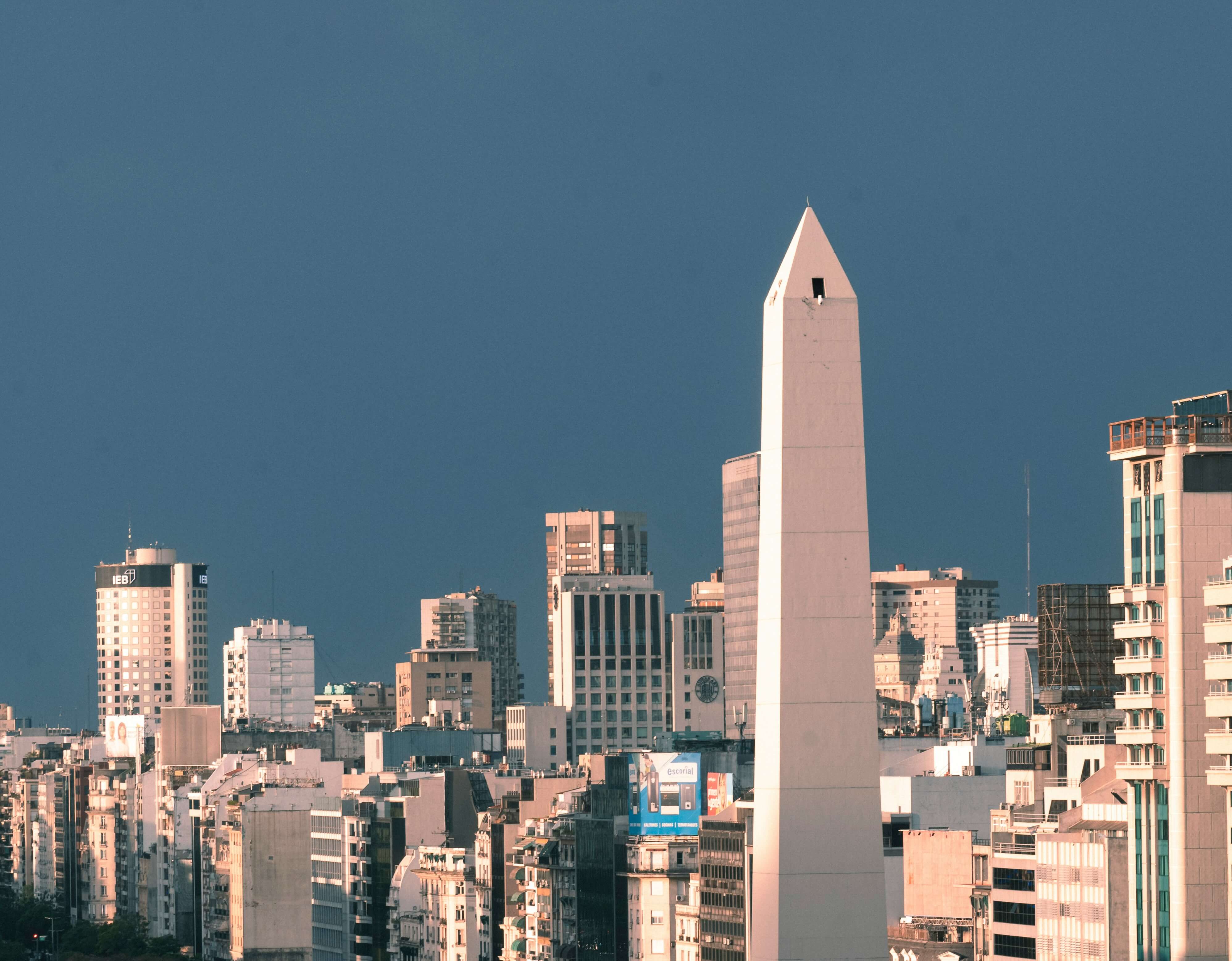 El Obelisco de Buenos Aires: historia y curiosidades del símbolo porteño