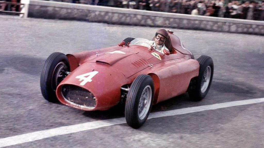17 de julio: Día del Automovilismo Deportivo (homenaje a Juan Manuel Fangio)