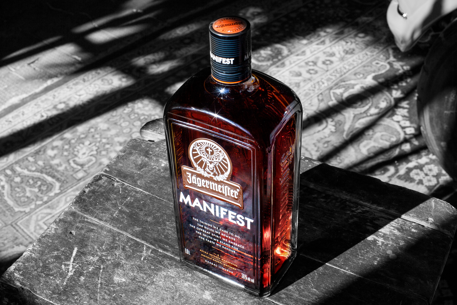 Ликёр Jägermeister Manifest («Ягермайстер Манифест») — описание и состав  нового напитка | Jägermeister