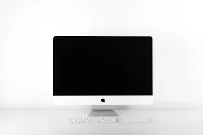 Solarmax 23.6" Full HD Black