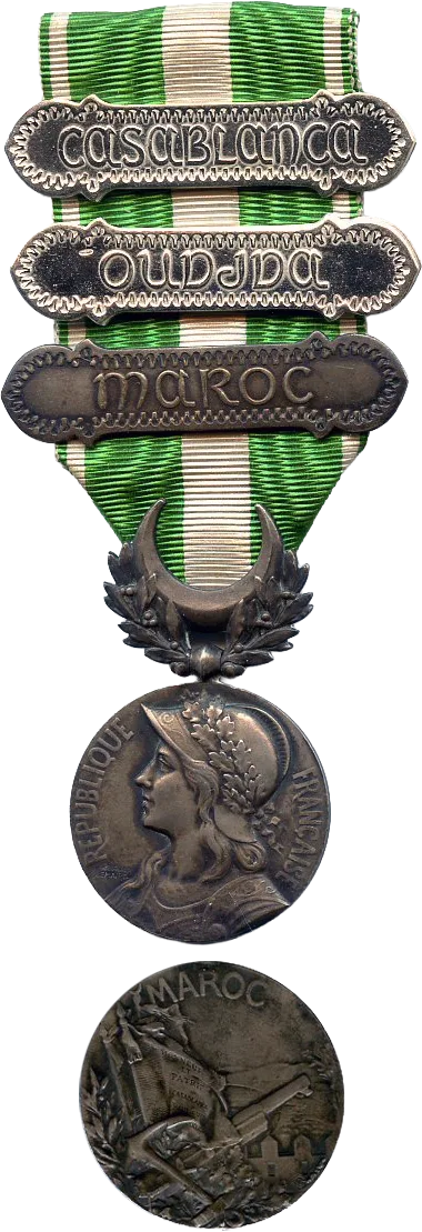 Silver medal with three clasps reading Casablanca, Oudjda and Maroc on a green and white striped ribbon, hanging from a crescent flanked by laurel, with the obverse showing a helmeted female profile and the reverse showing flags and the word Maroc.