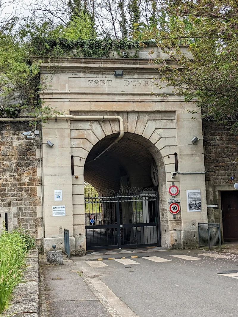 The stone gateway of Fort d’Ivry, home of the ECPAD defence image archive