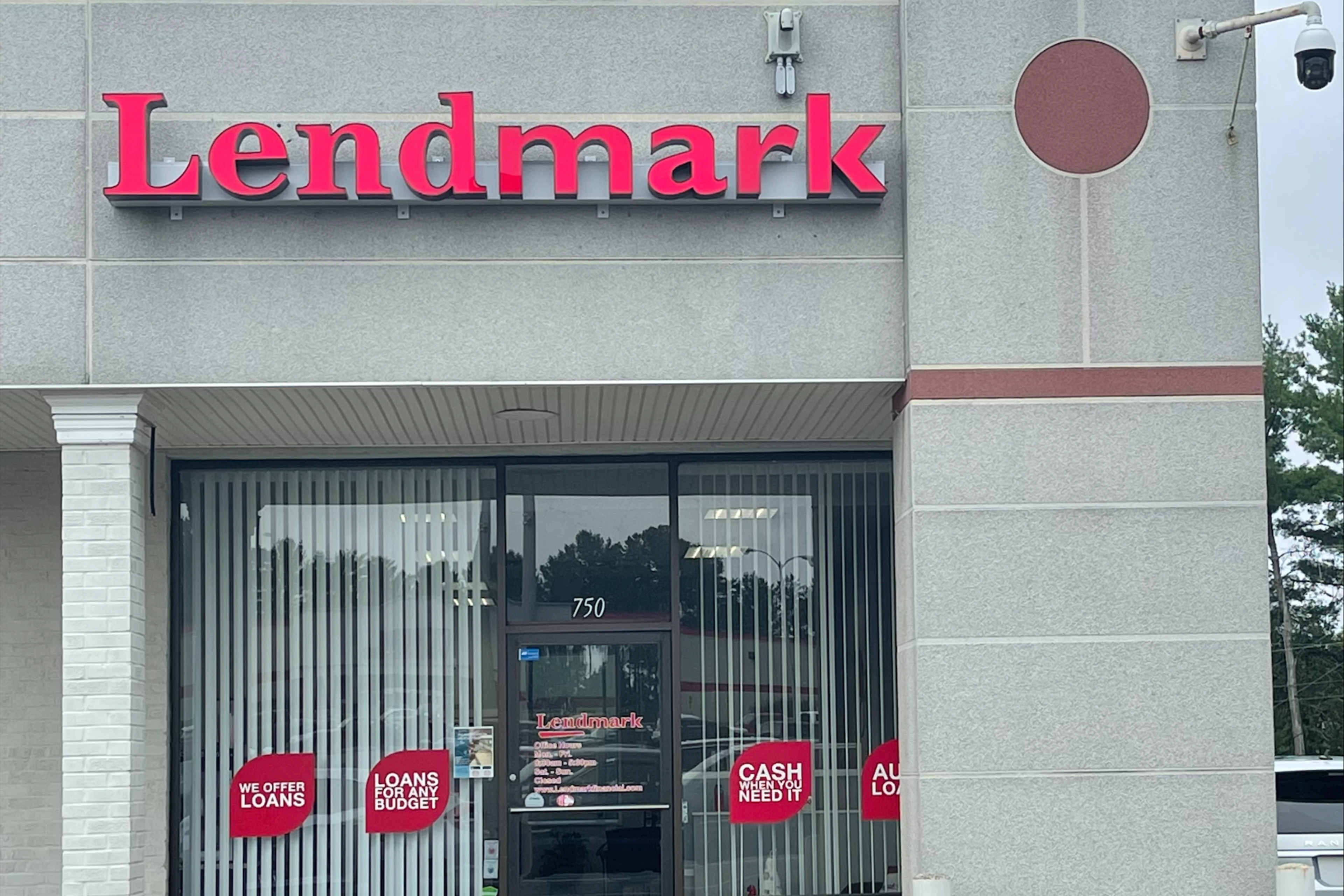 Exterior view of the branch location.