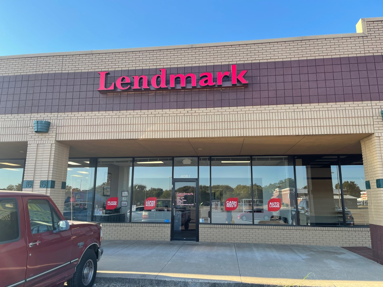 Exterior view of the branch location.