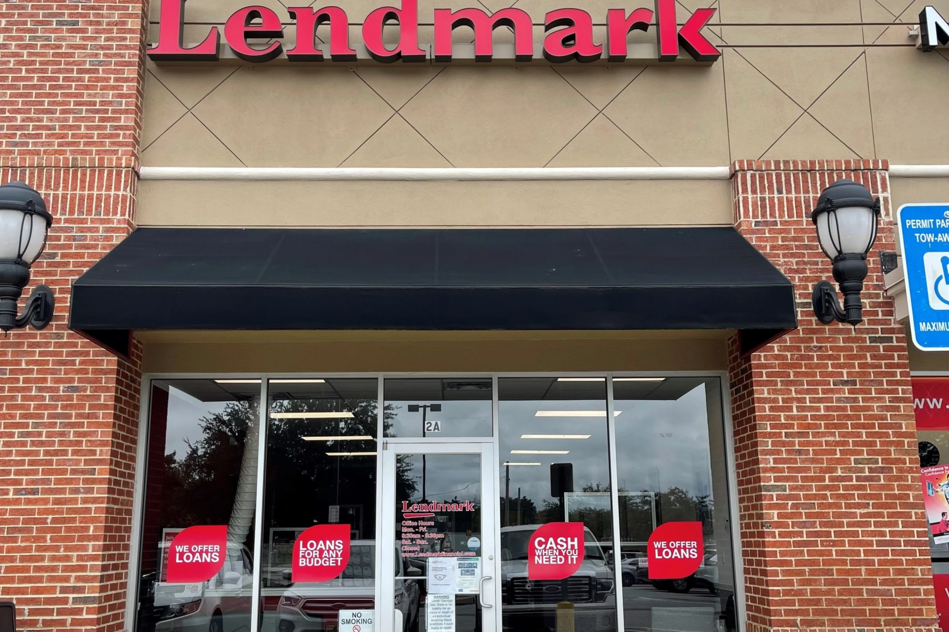 Exterior view of the branch location.