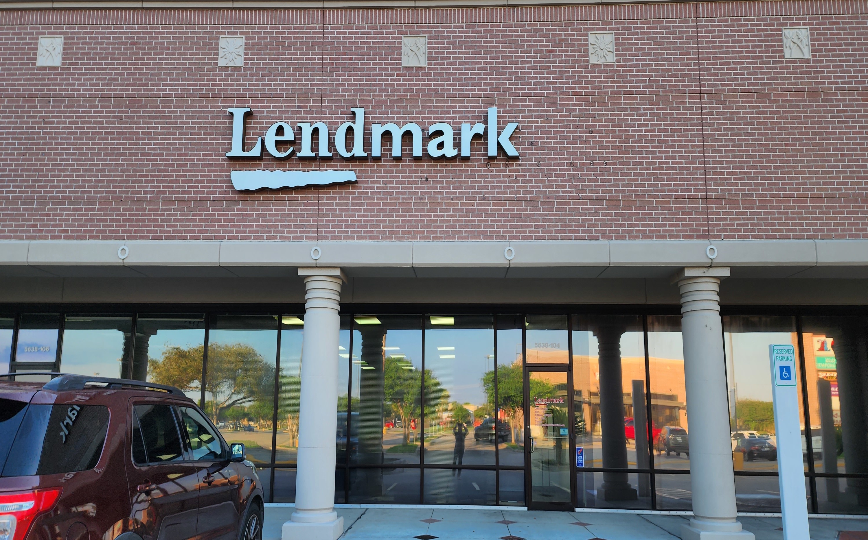 Exterior view of the branch location.
