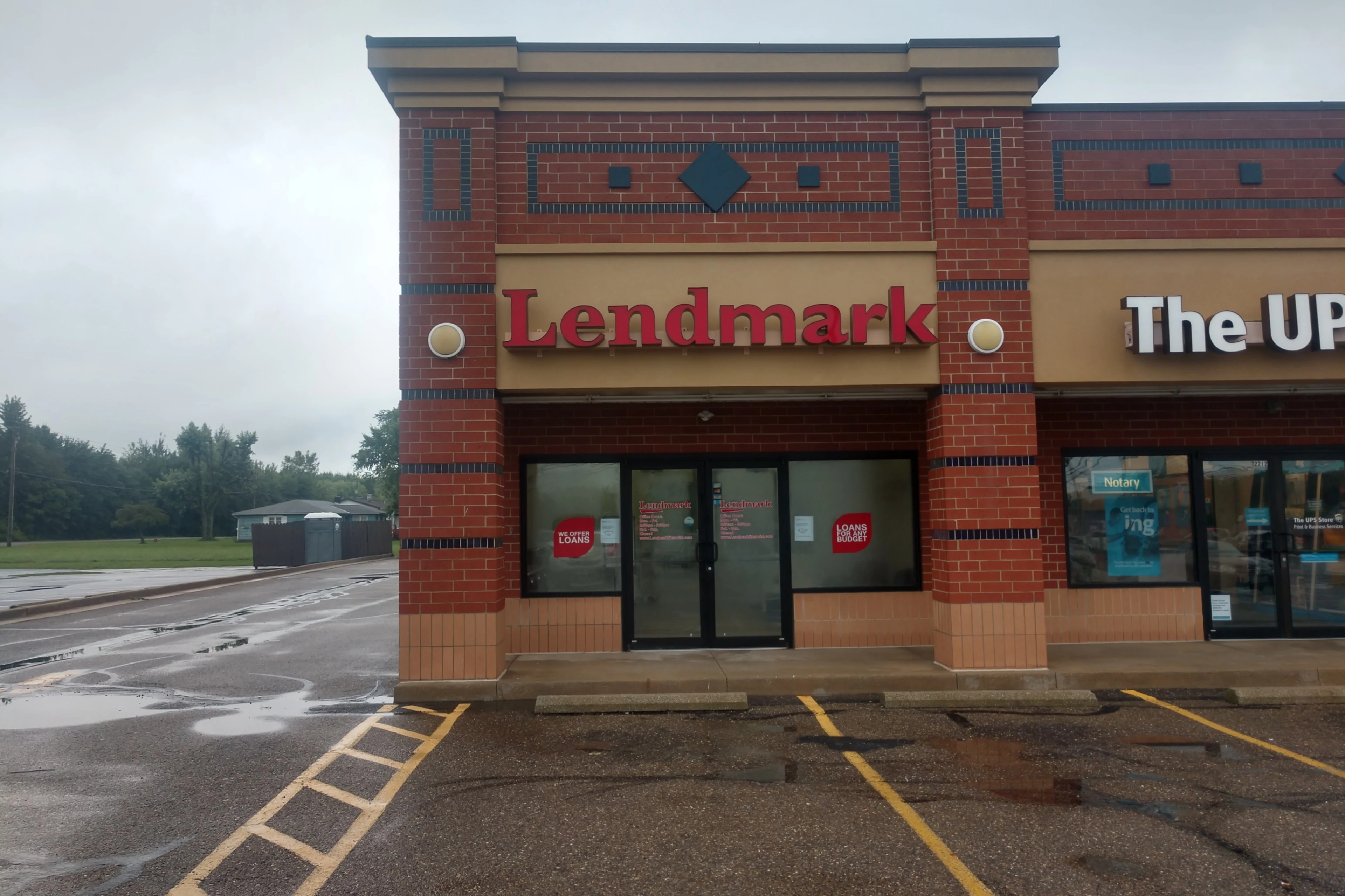 Exterior view of the branch location.
