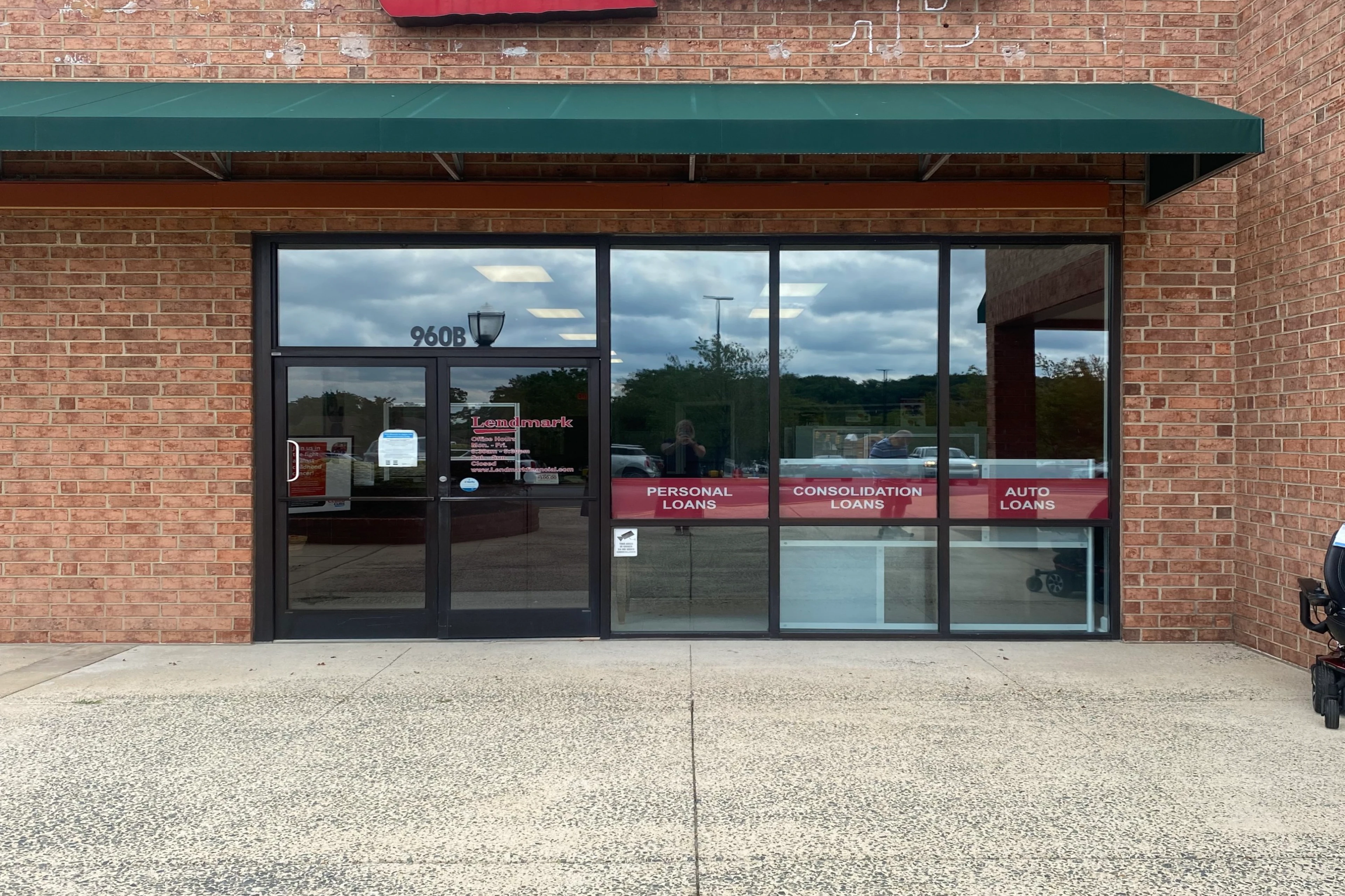 Exterior view of the branch location.