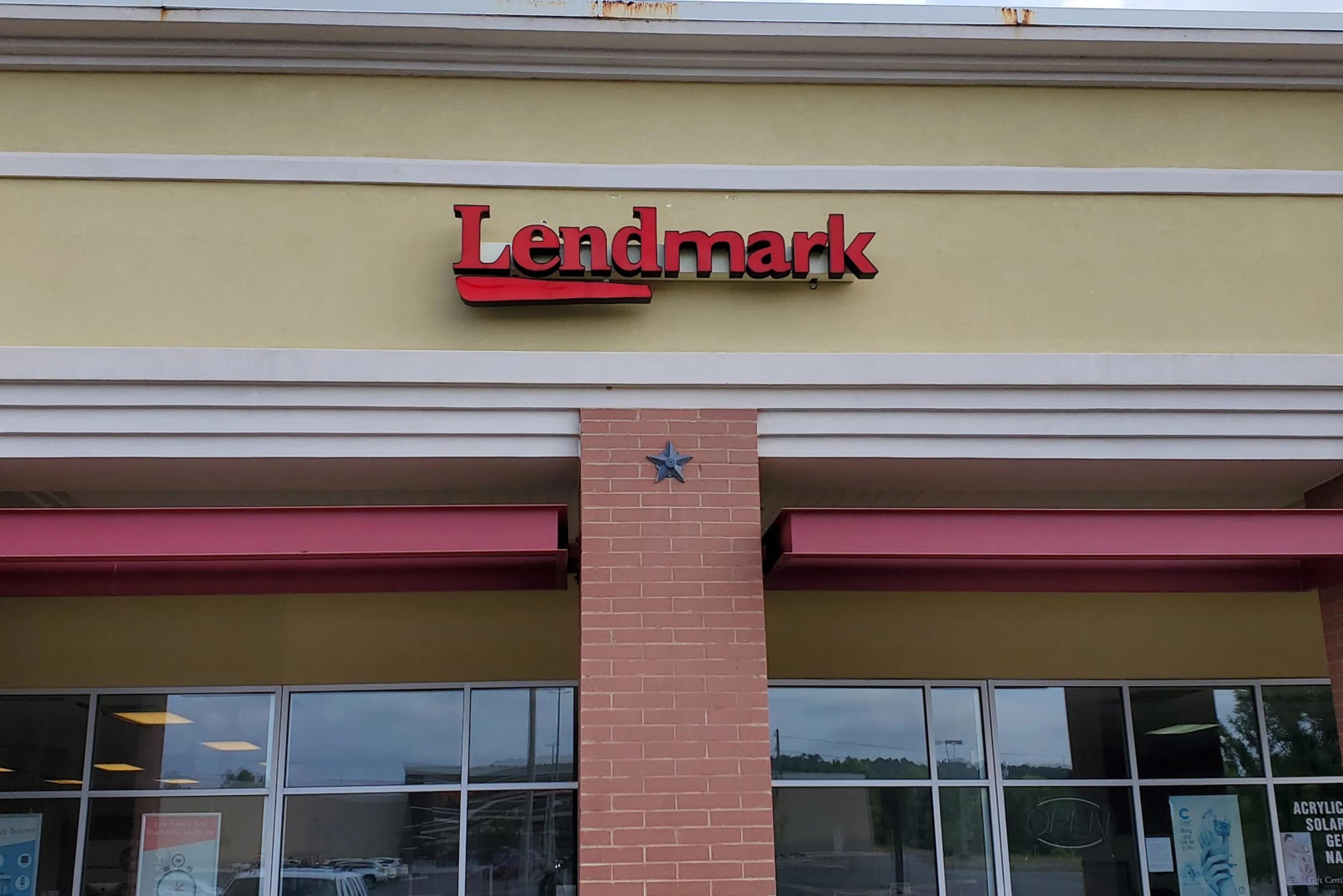 Exterior view of the branch location.