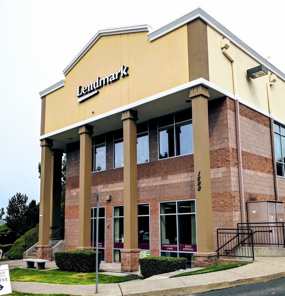 Exterior view of the branch location.