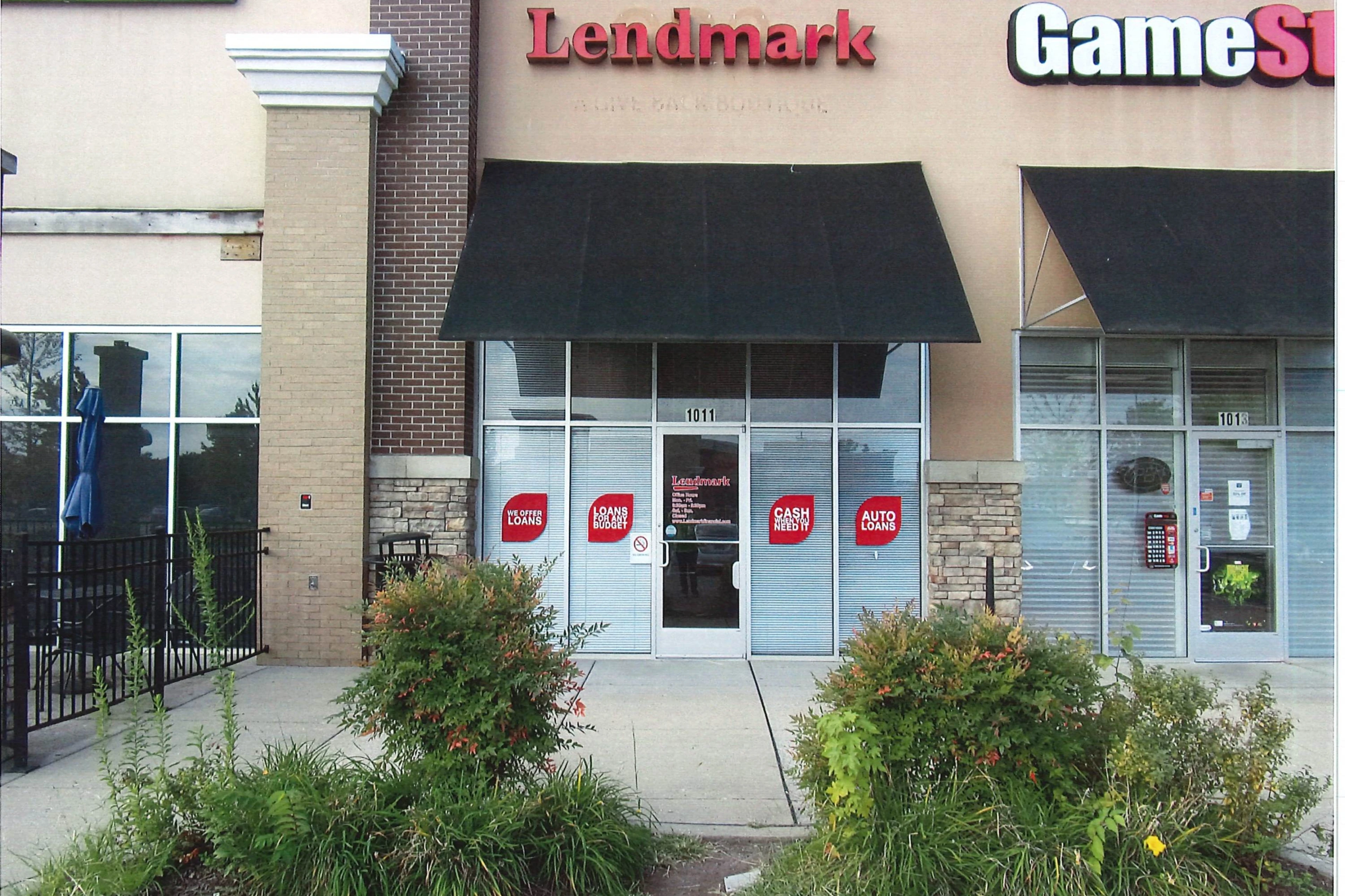 Exterior view of the branch location.
