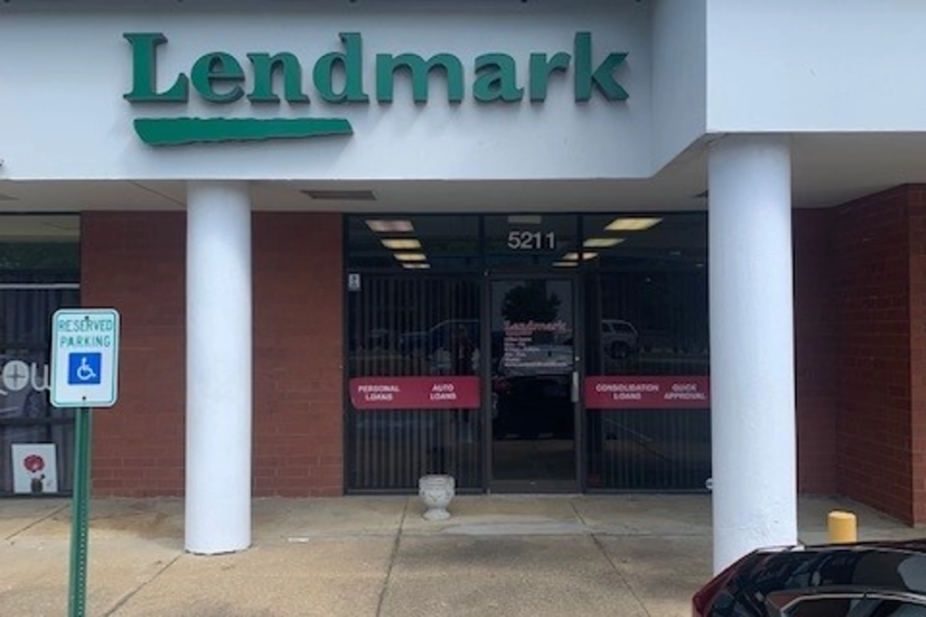 Exterior view of the branch location.