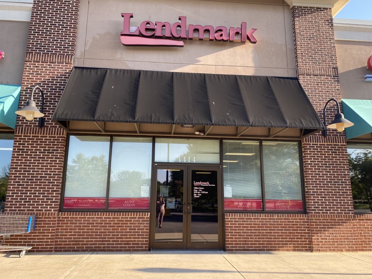Exterior view of the branch location.