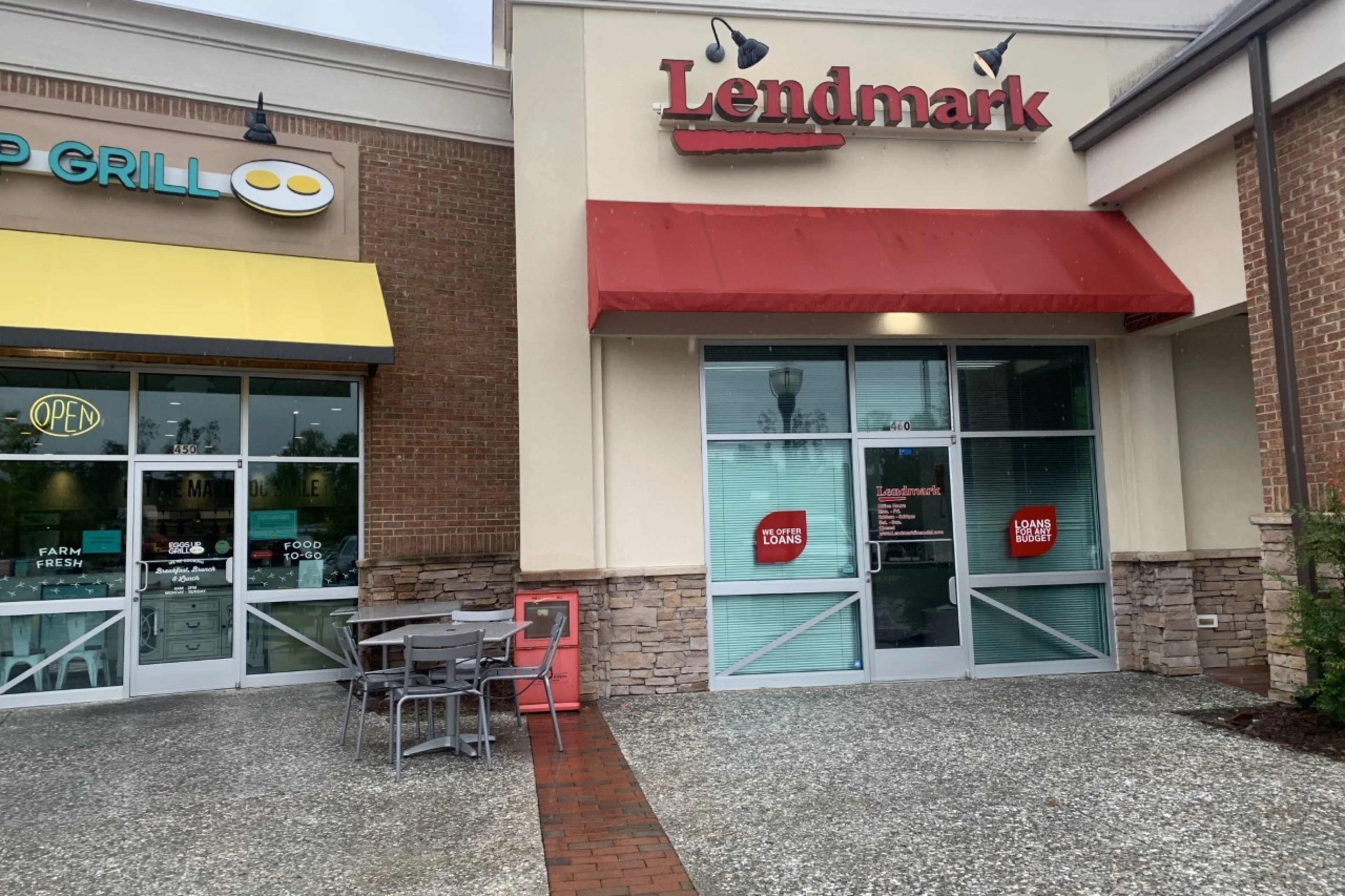 Exterior view of the branch location.