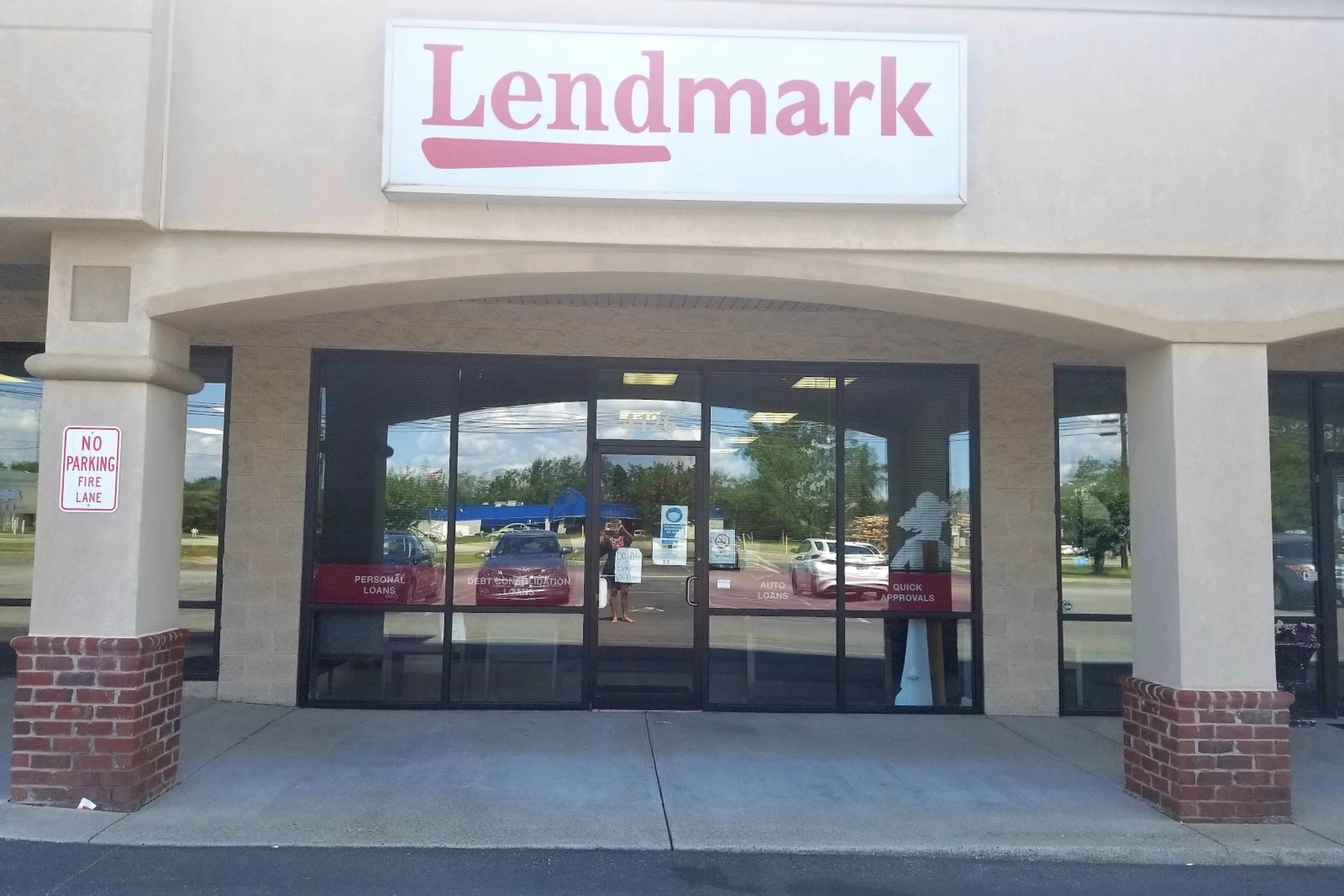 Exterior view of the branch location.