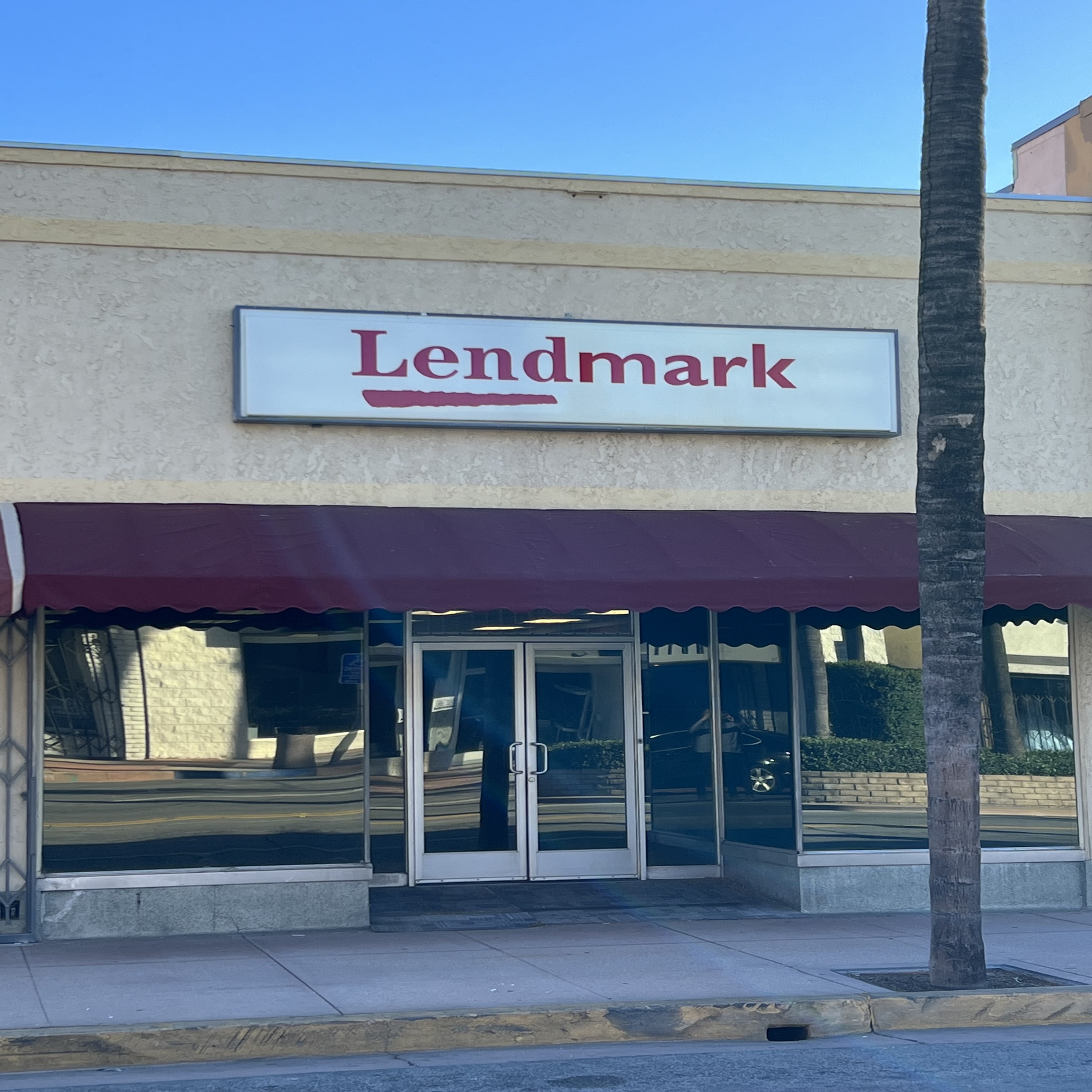 Exterior view of the branch location.