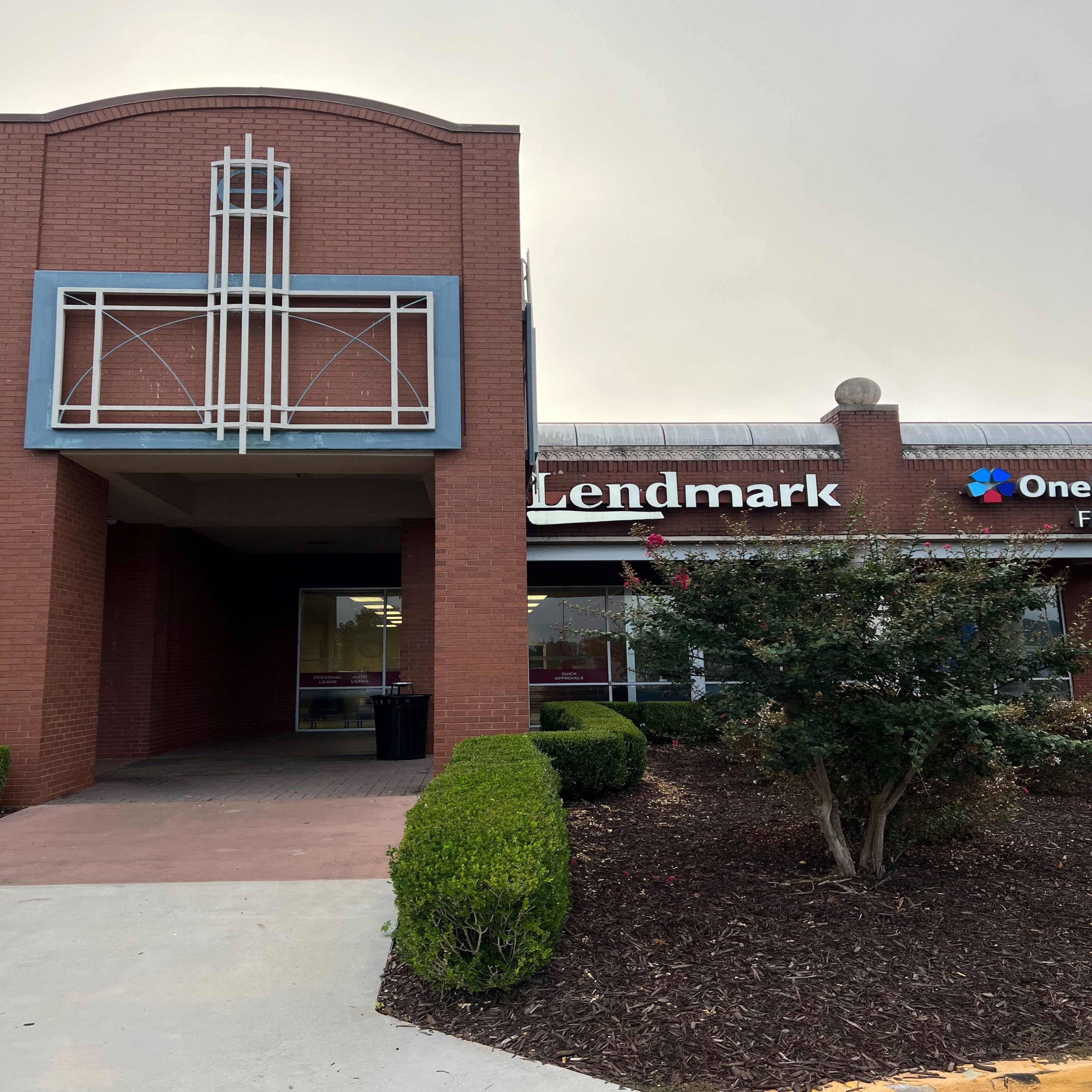 Exterior view of the branch location.