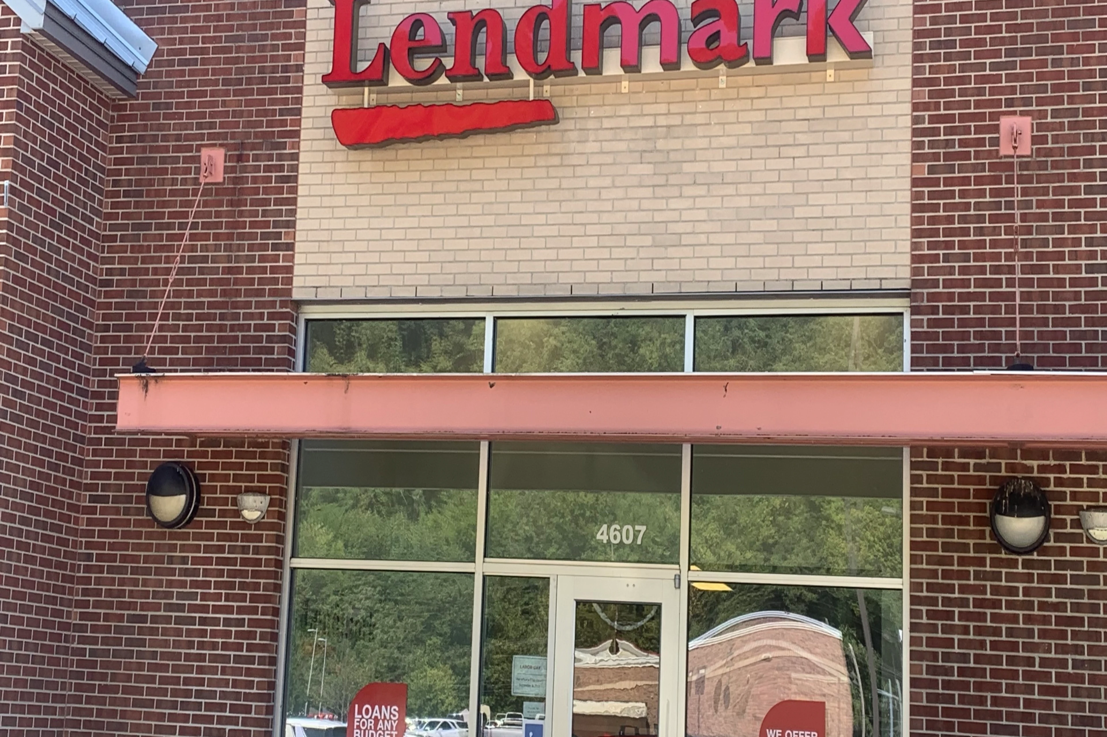 Exterior view of the branch location.