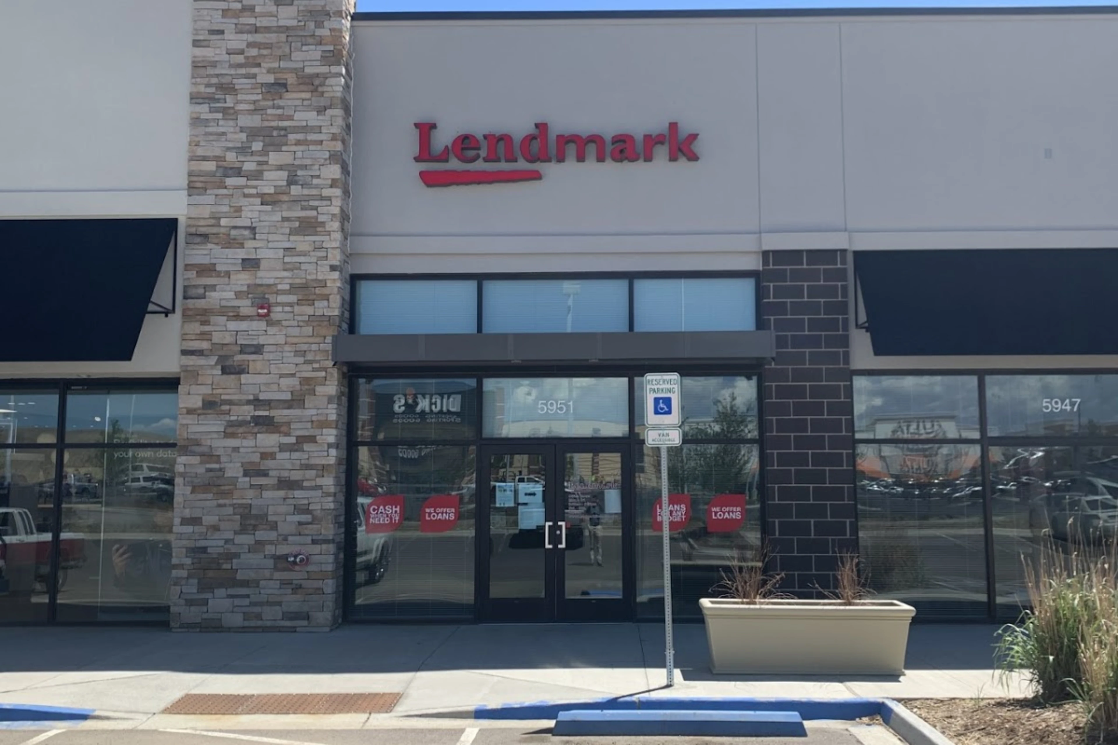 Exterior view of the branch location.