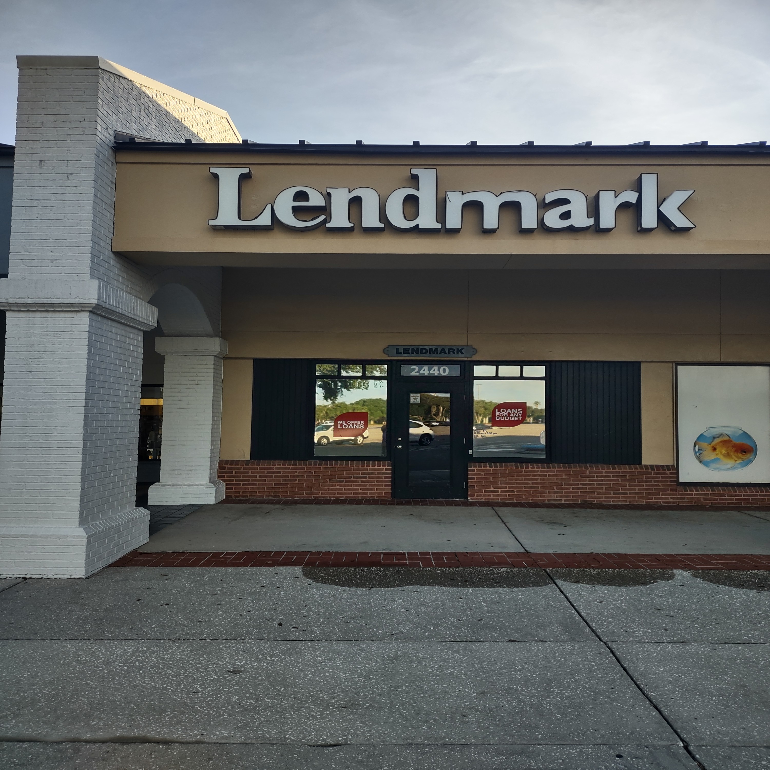 Exterior view of the branch location.