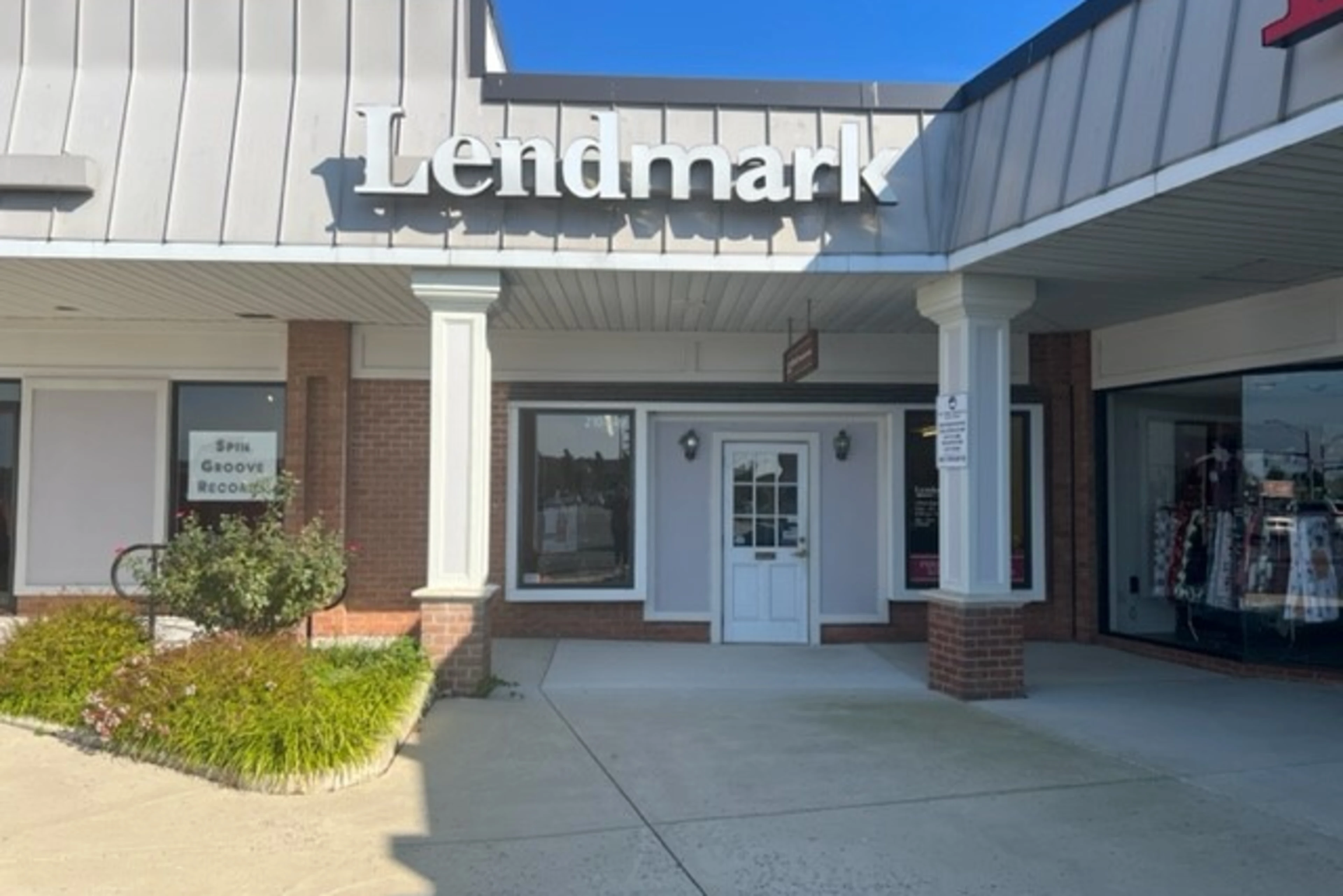 Exterior view of the branch location.