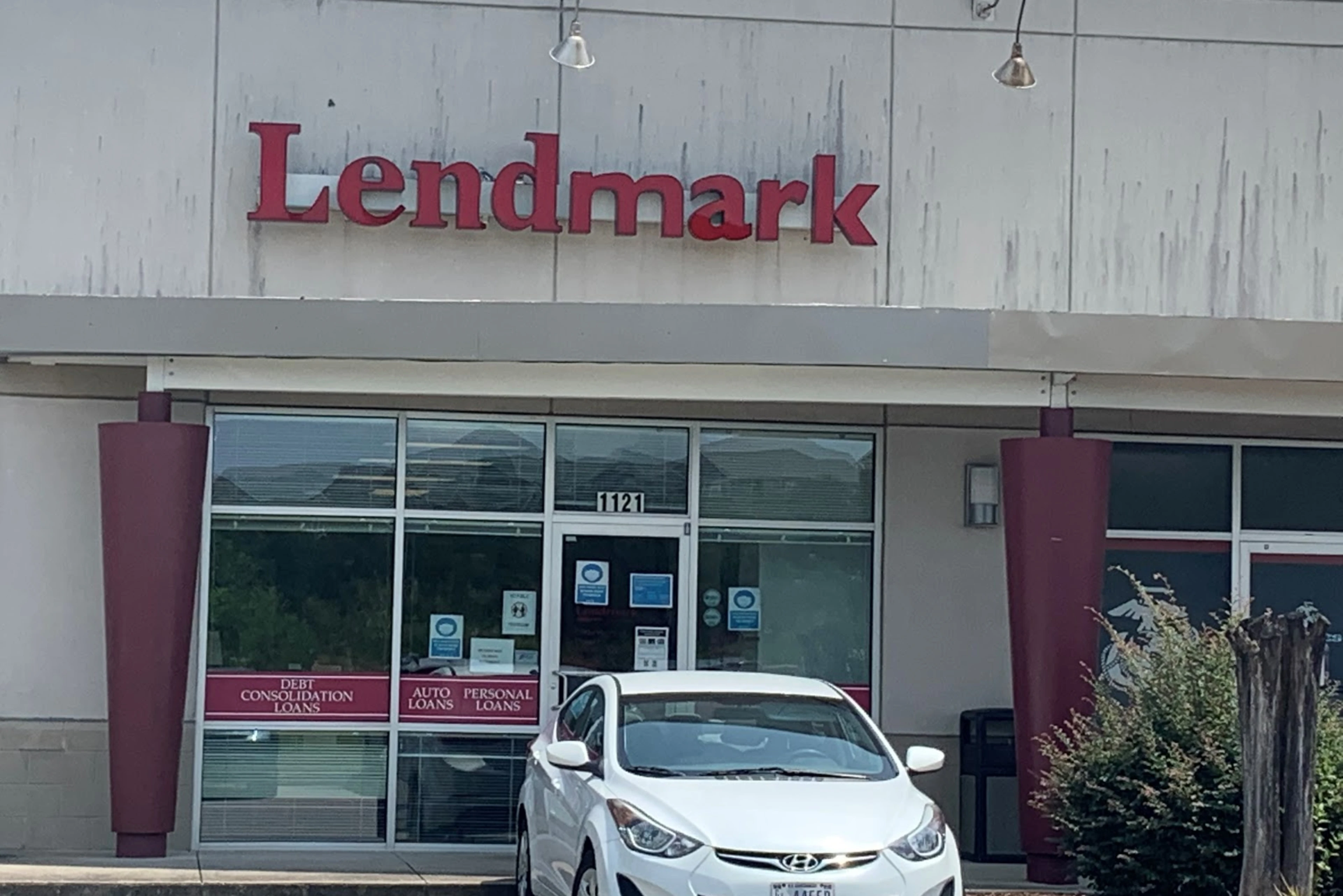 Exterior view of the branch location.