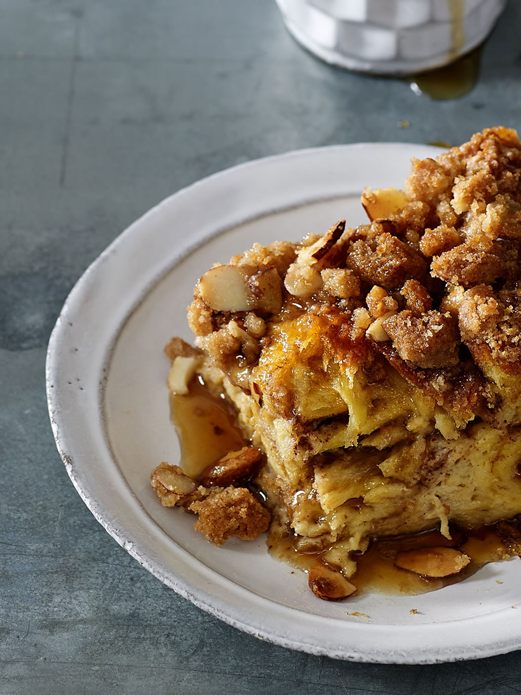 Recipe-French-Toast-Bread-Pudding-With-Crunchy-Almond-Streusel-CU