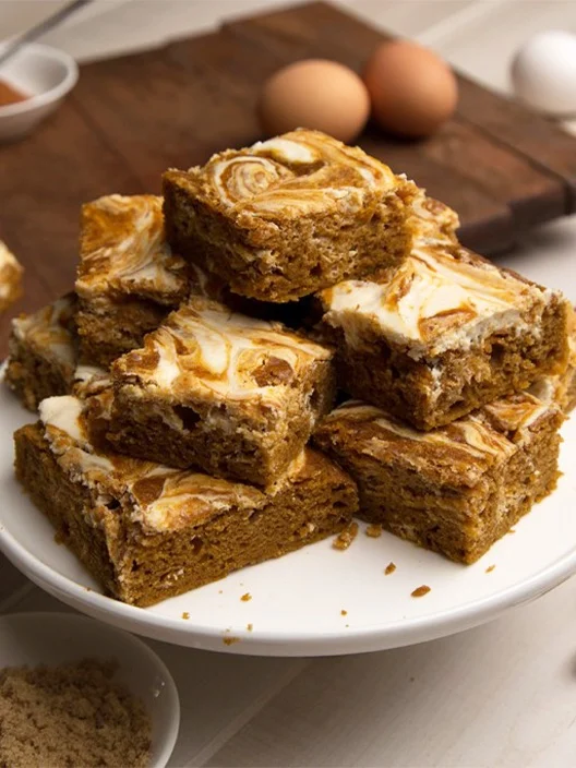Pumpkin Cheesecake Squares Image