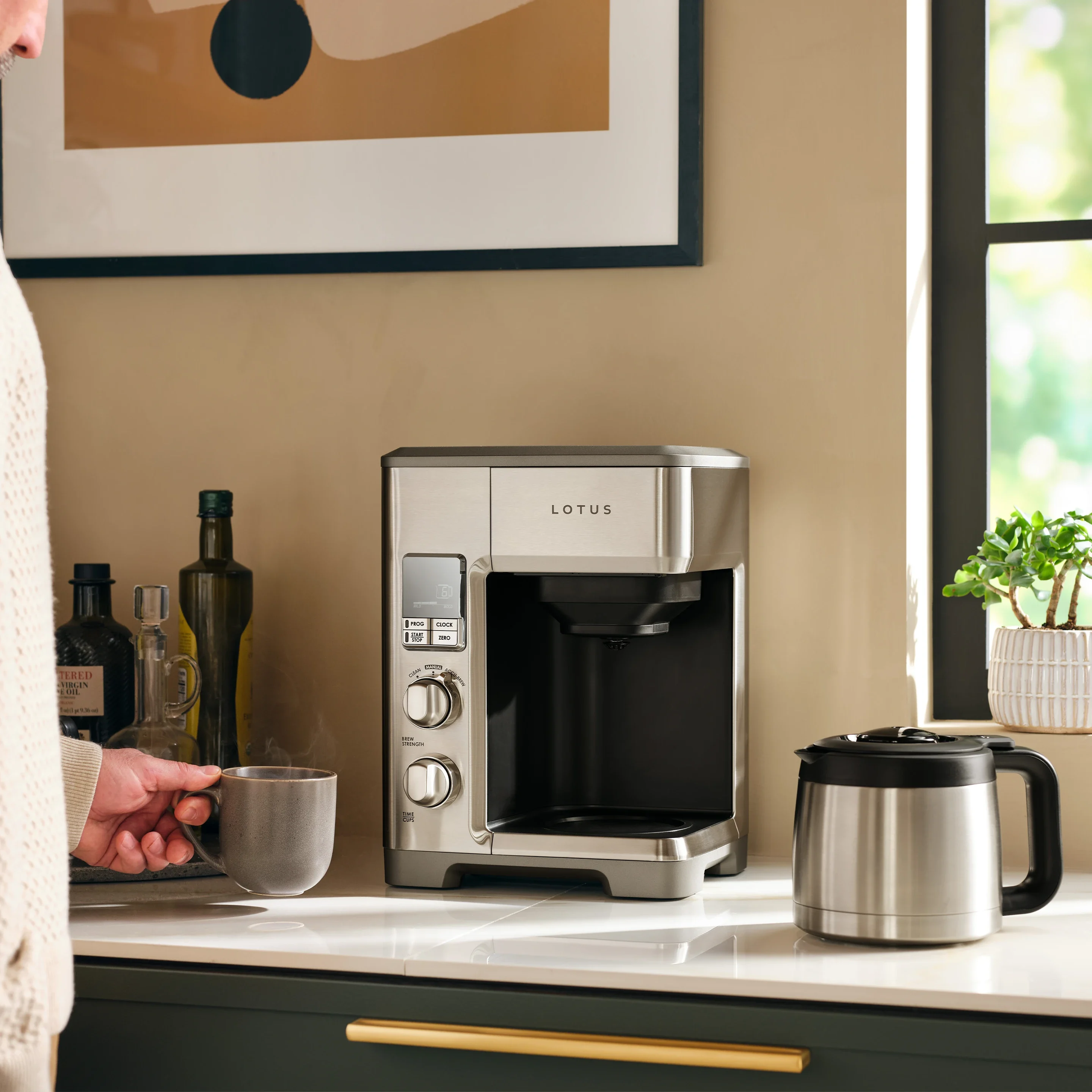 ltscm500 sleek stainless steel coffee maker brewing fresh coffee in a modern kitchen setting compact and efficient coffeemachine for home use