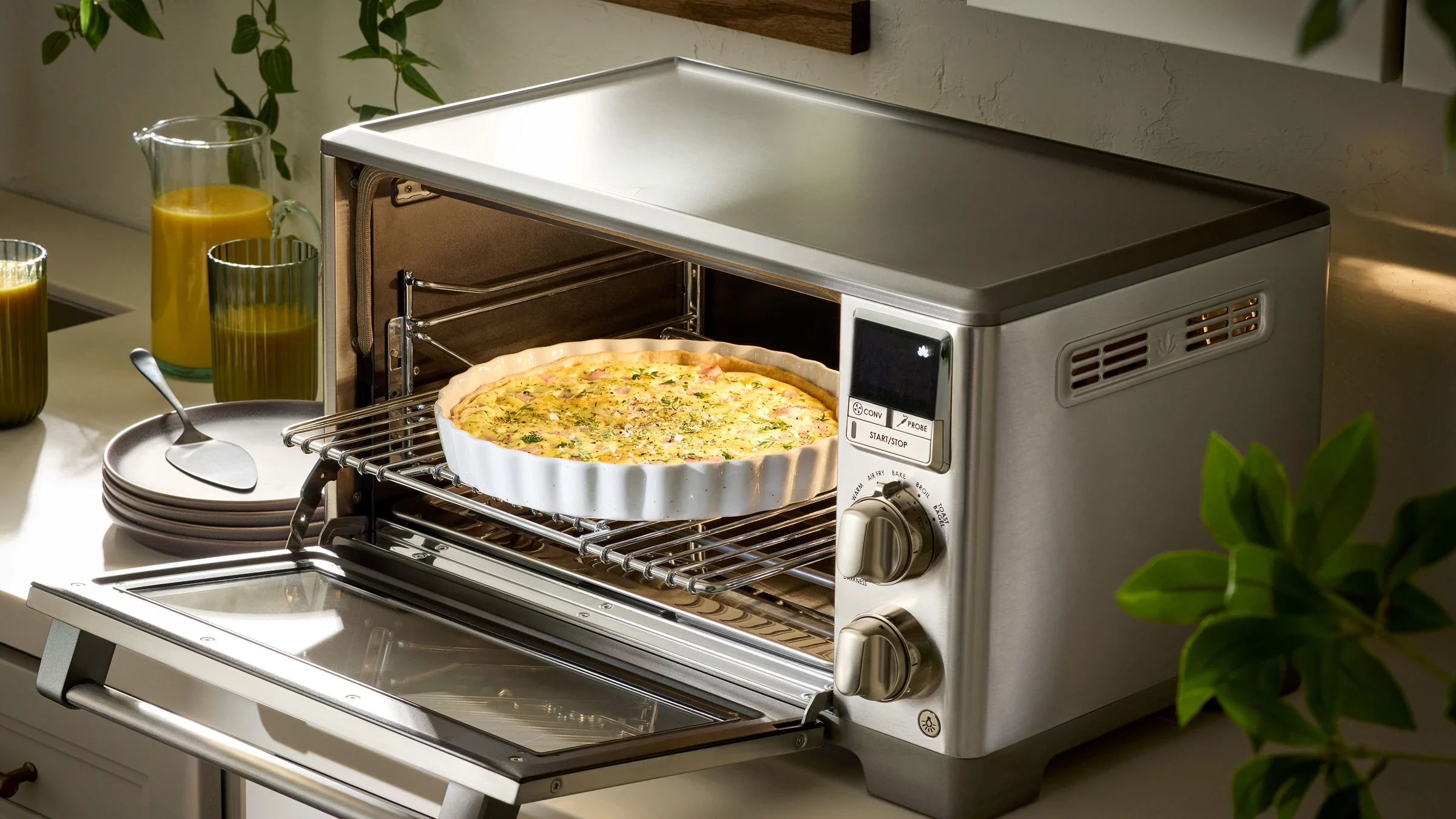 interior view of the perfectionist™ air fry and convection oven model ltsco500 showing spacious cooking capacity
