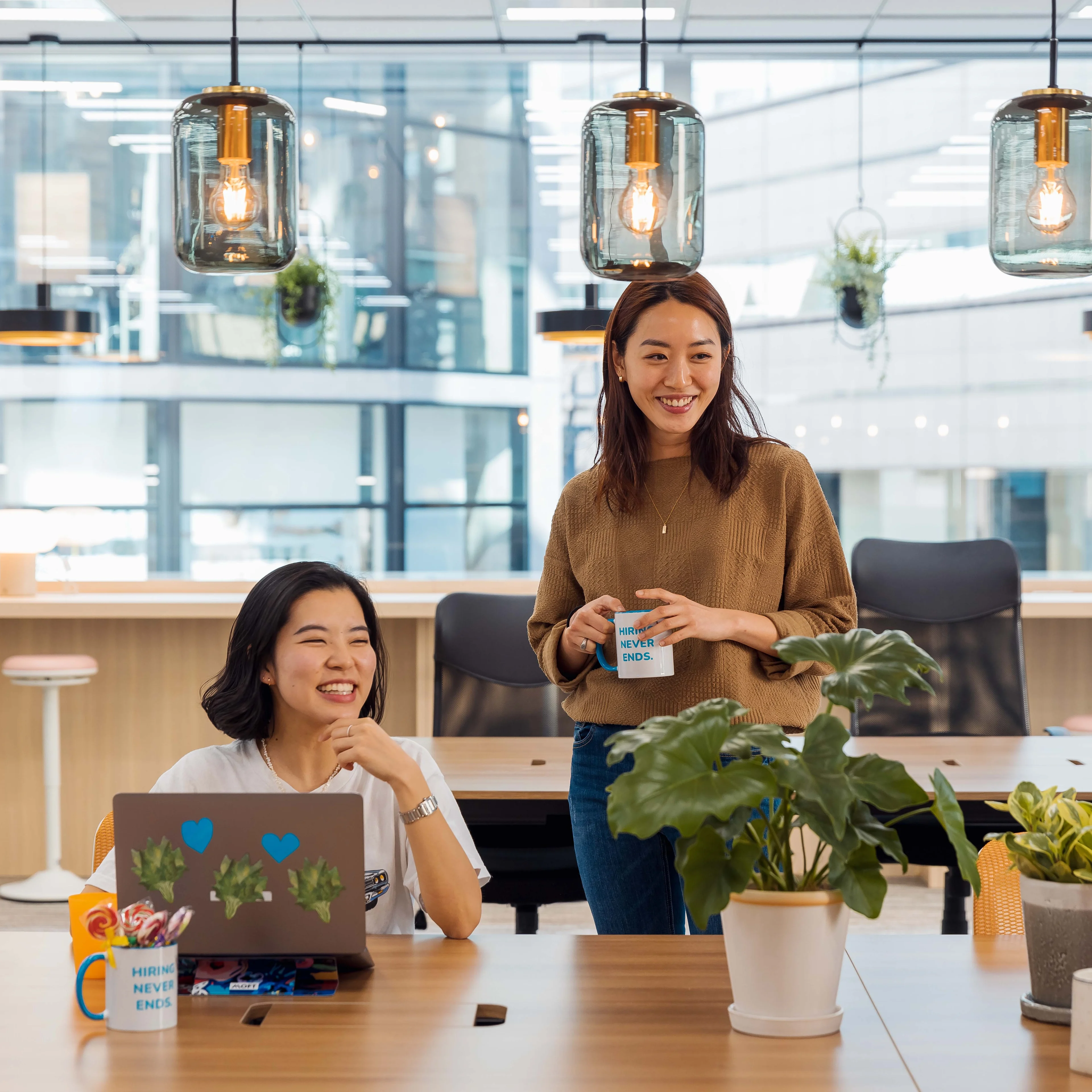 Square - working together, office, japan 7