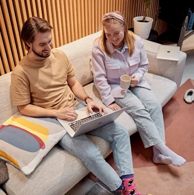 Square - working together 4