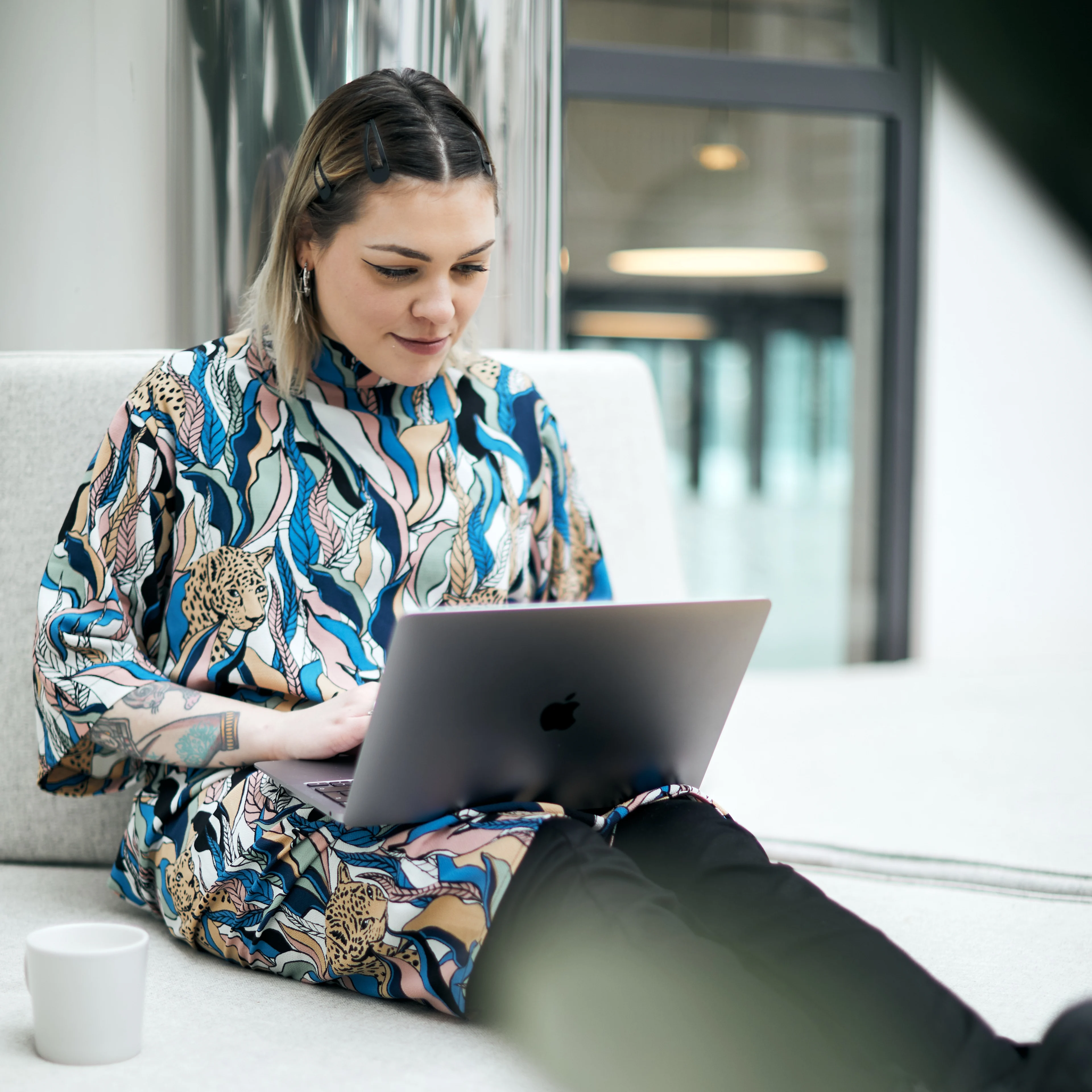 Square: Product: woman working on laptop, berlin