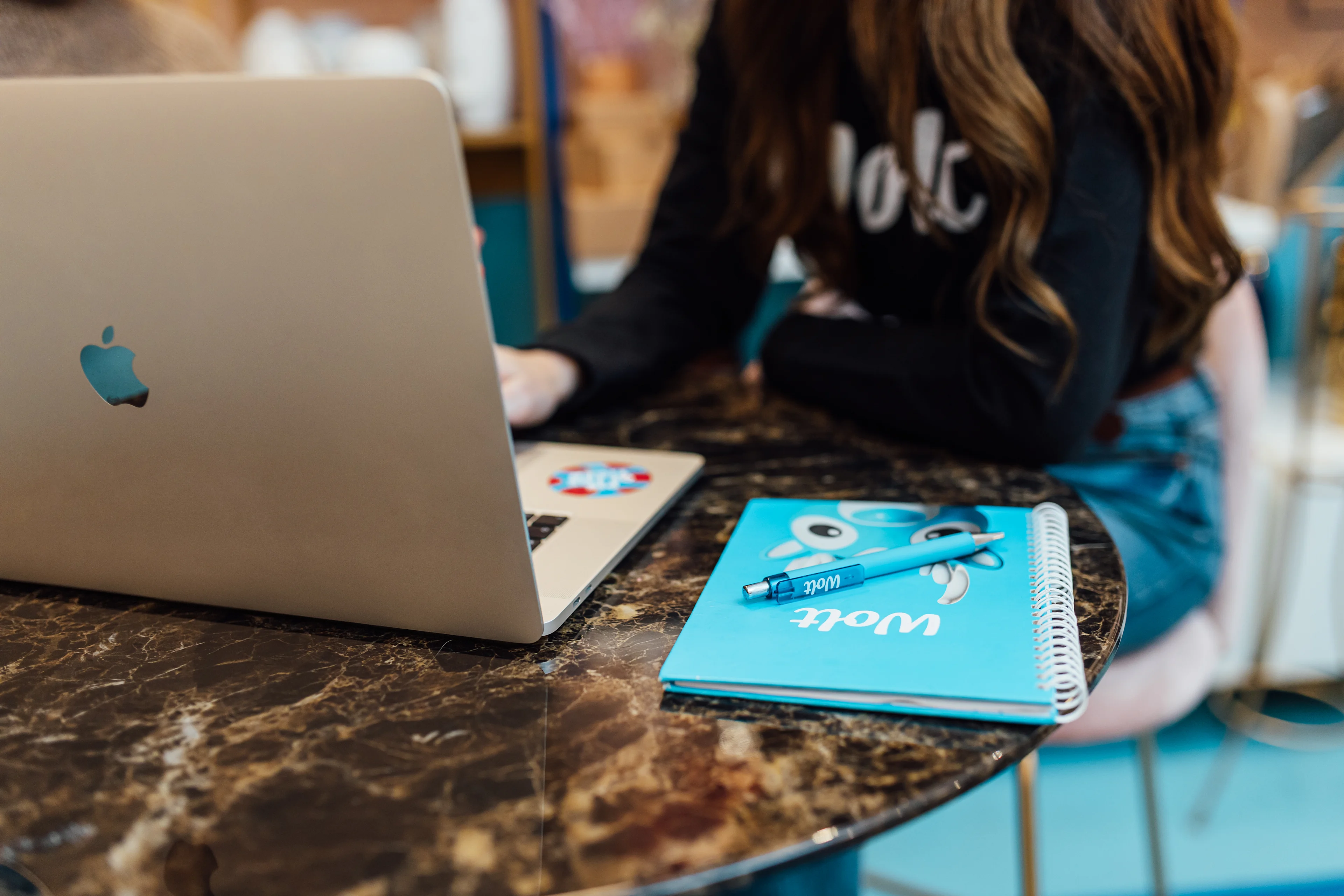 Wolt notebook and laptop