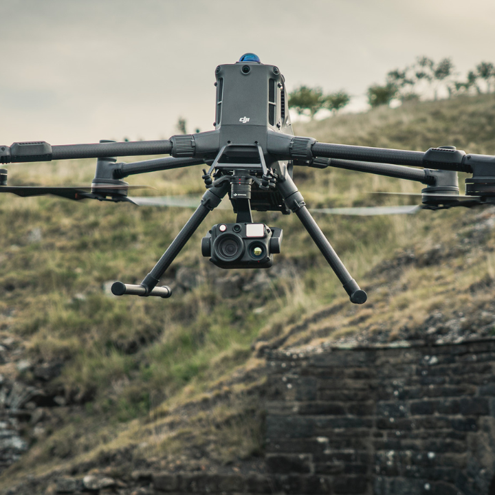 DJI Zenmuse H30T with DJI M400.