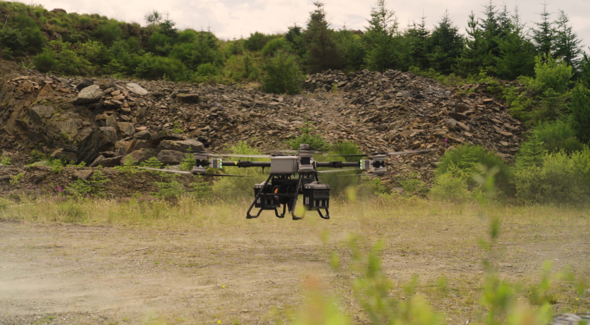 DJI FlyCart 100.
