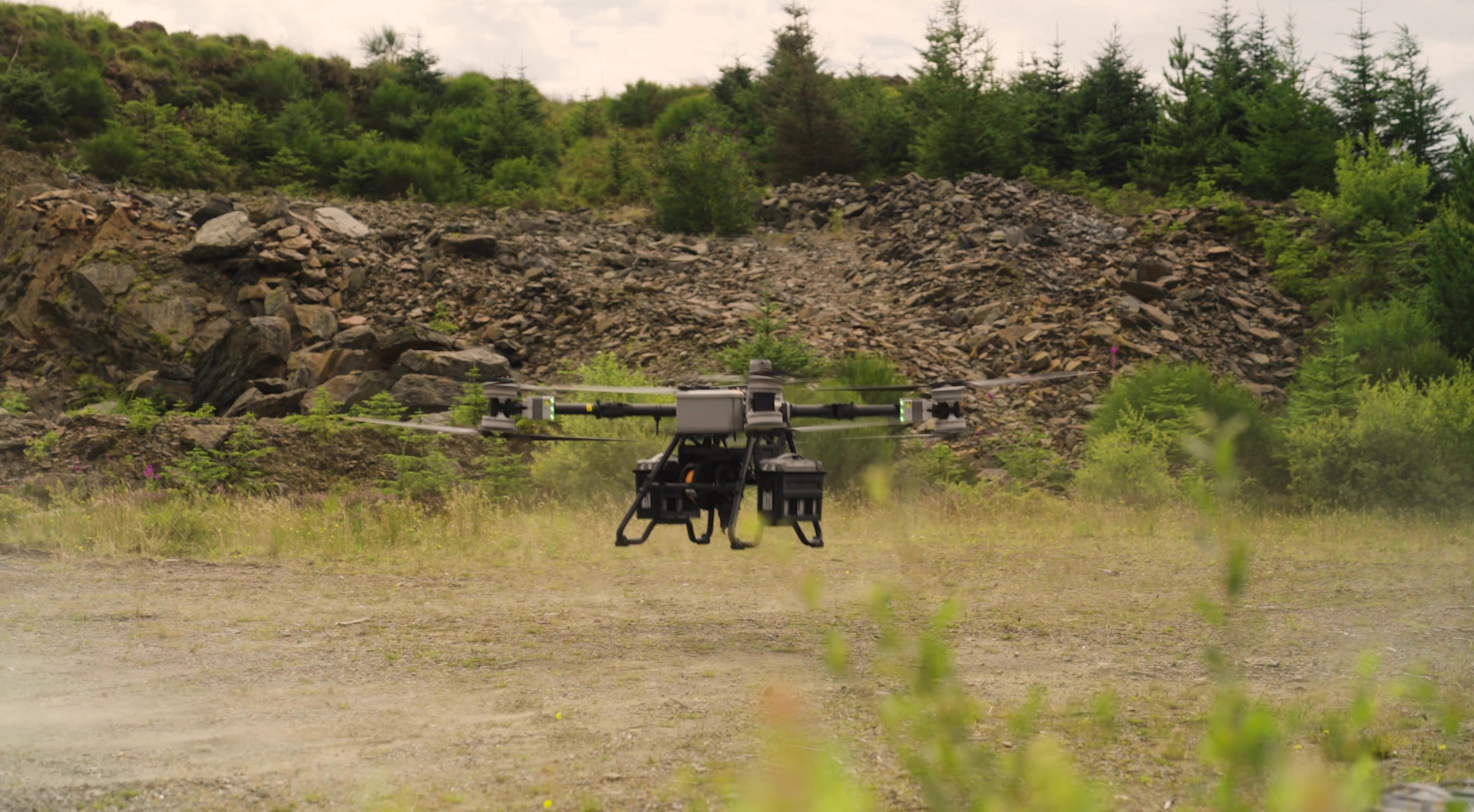 DJI FlyCart 100.