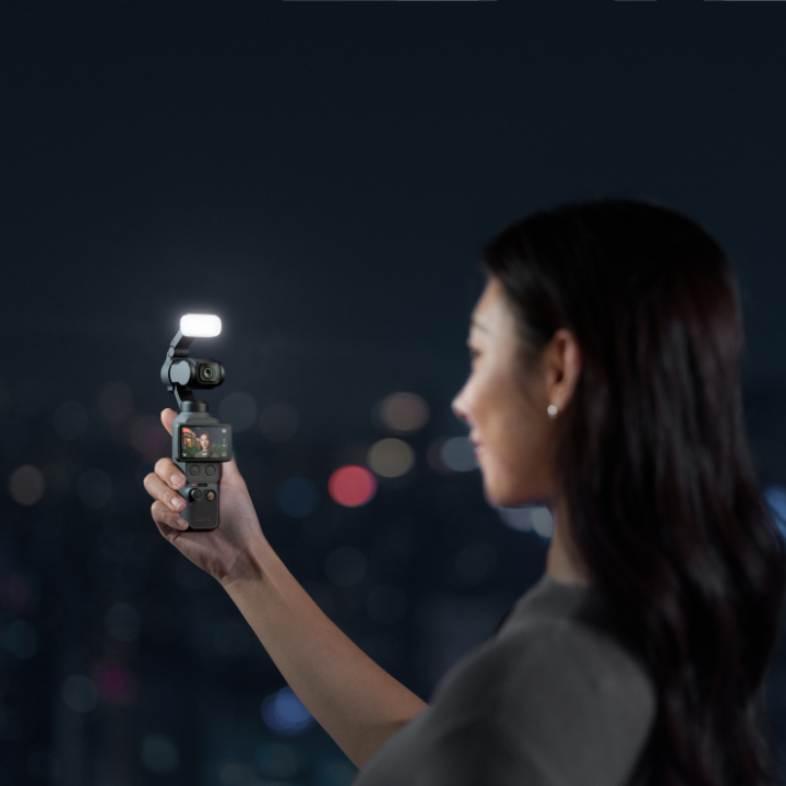 DJI Osmo Pocket 4 Full Light lockup