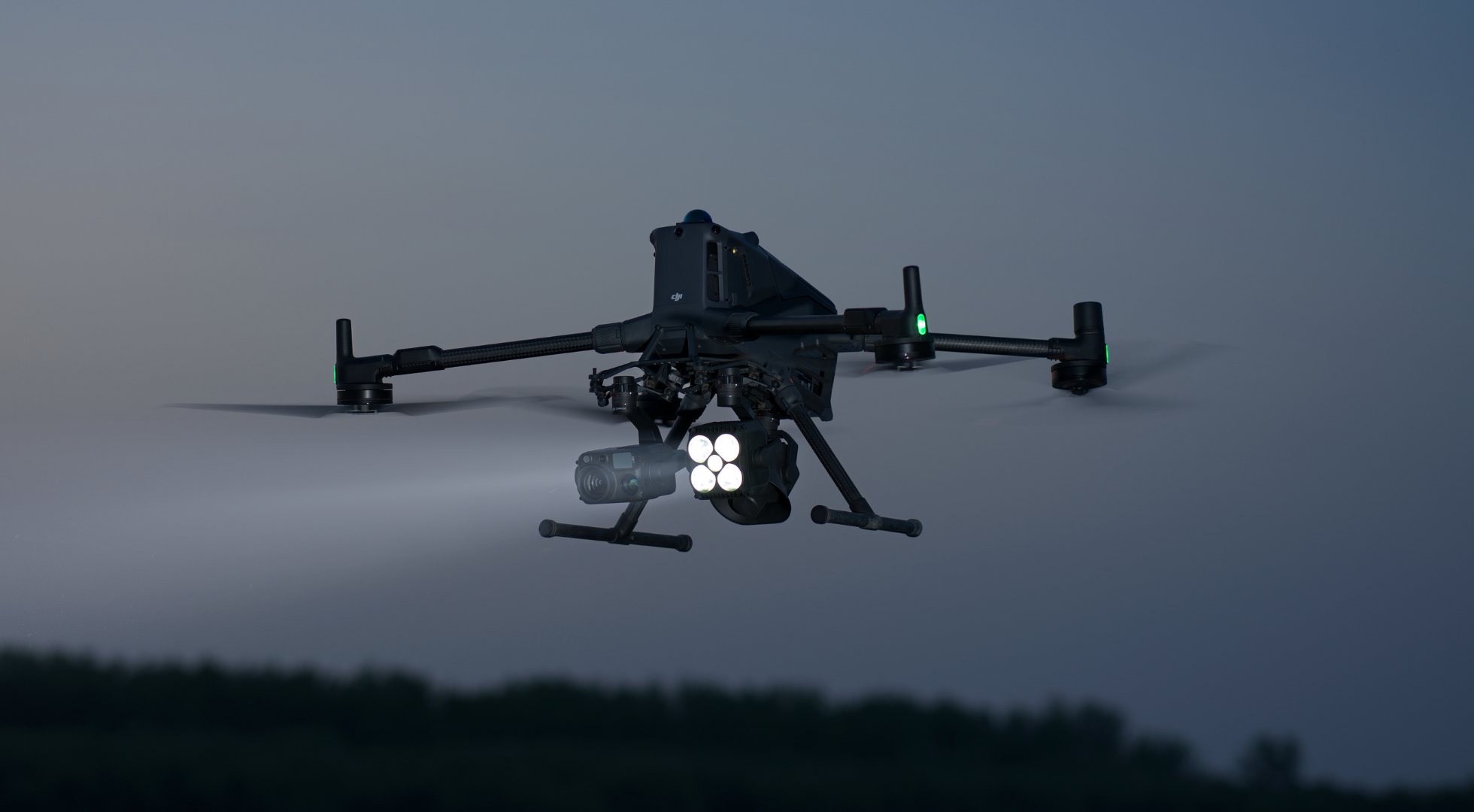 DJI M400 multi-payload support.