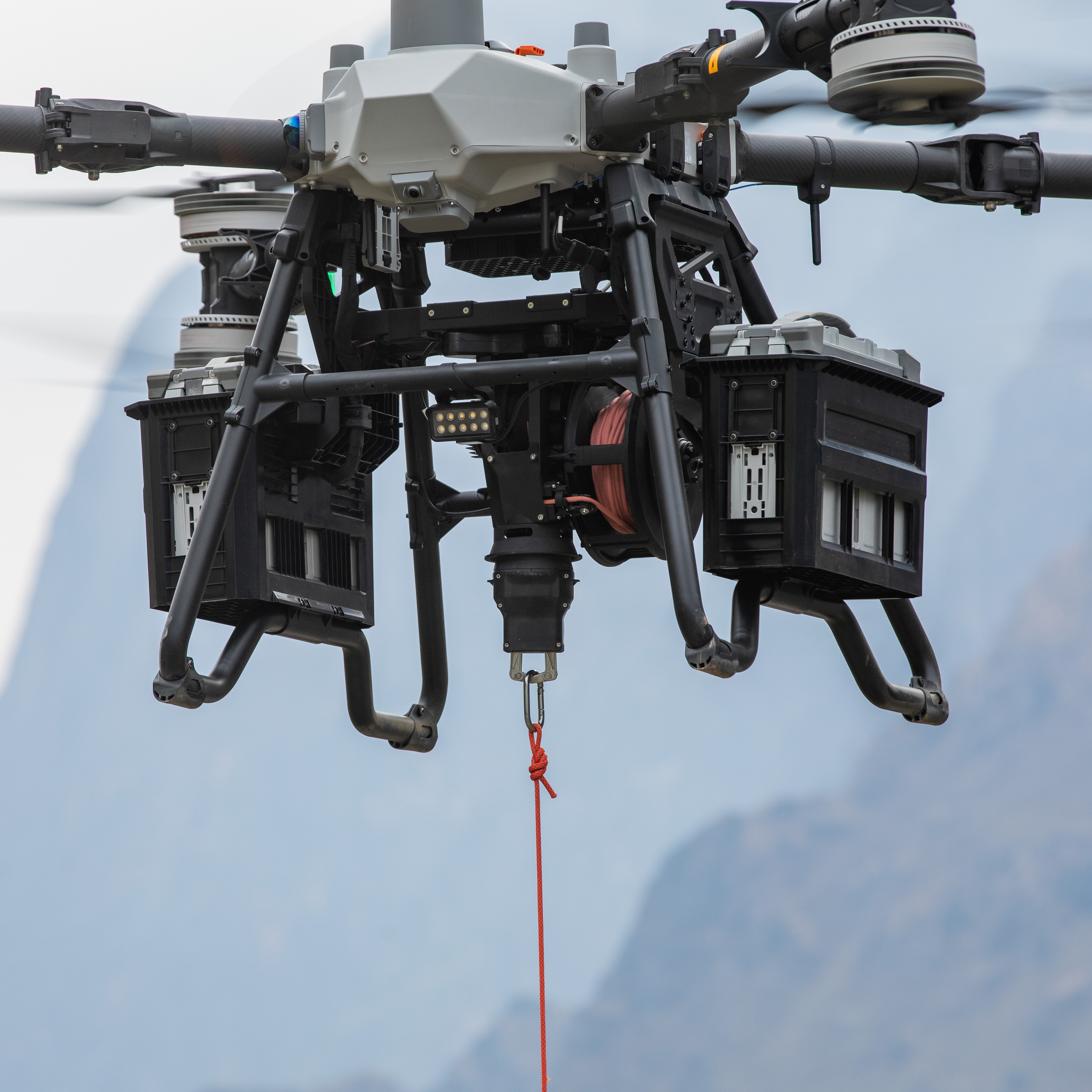 DJI FlyCart 100 winch system.